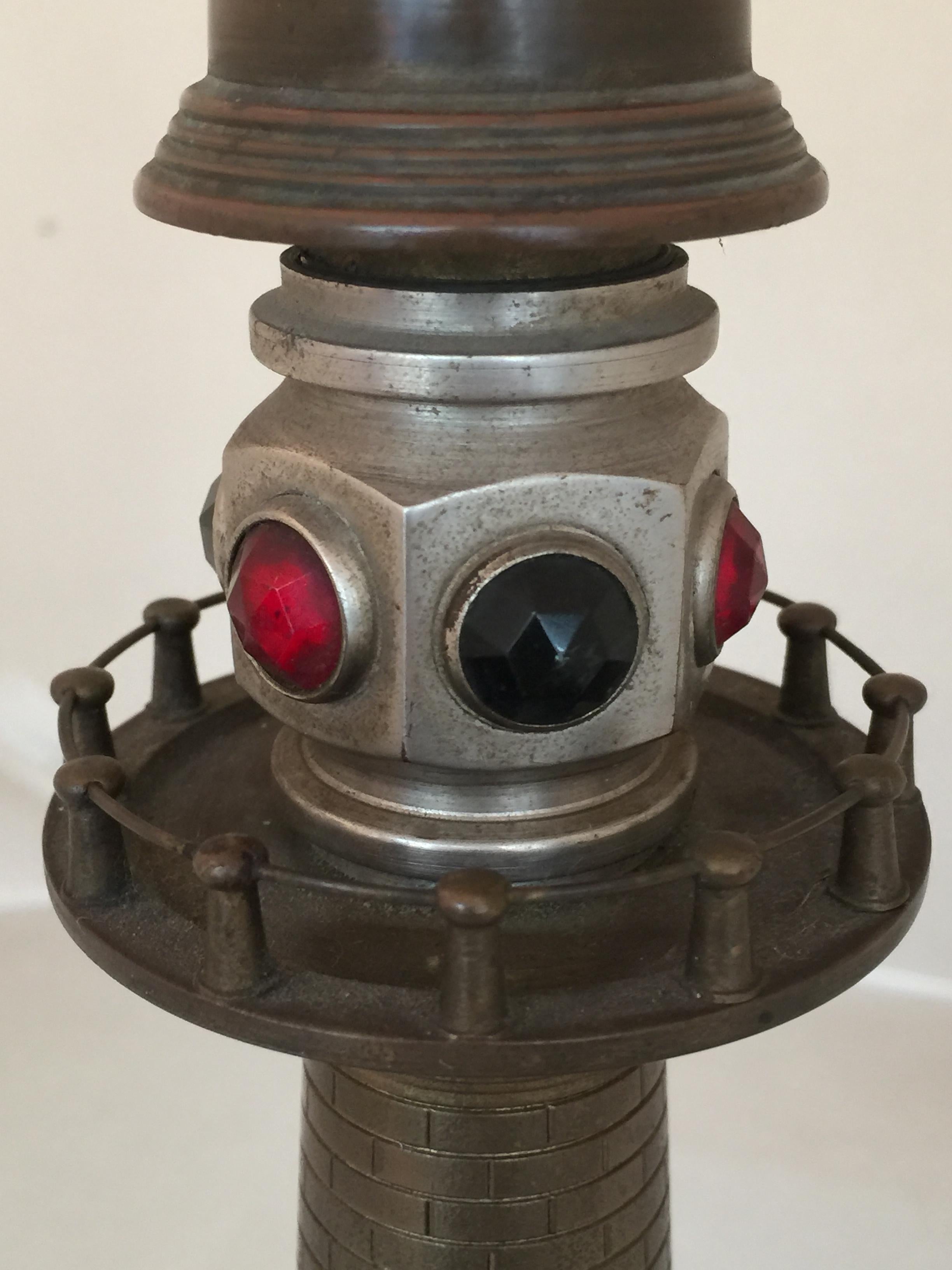 Lámpara de Sobremesa Art Decó Faro, 1920, Material: Bronce y Madera, Francia Francés en venta