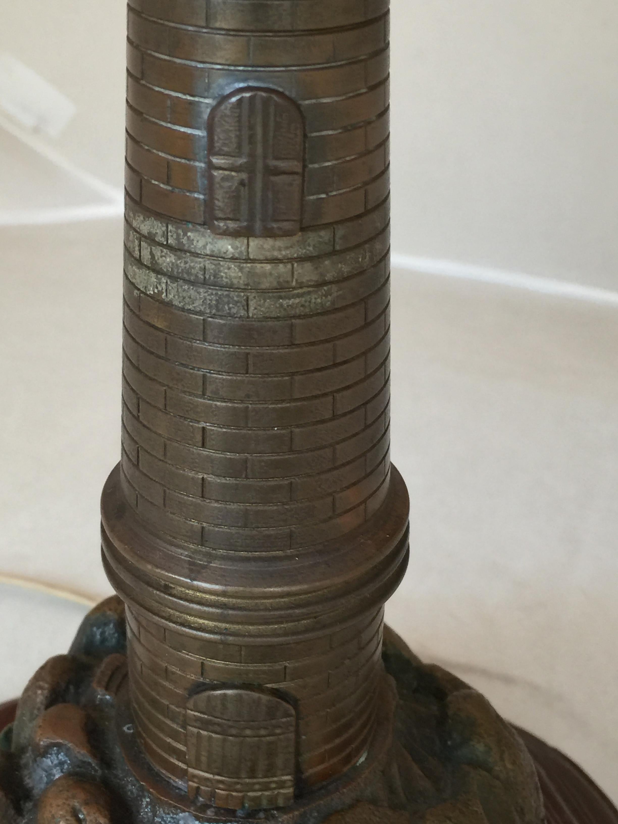 Lighthouse Art Deco Table Lamp, 1920, Material: Bronze and Wood, France In Good Condition For Sale In Ciudad Autónoma Buenos Aires, C