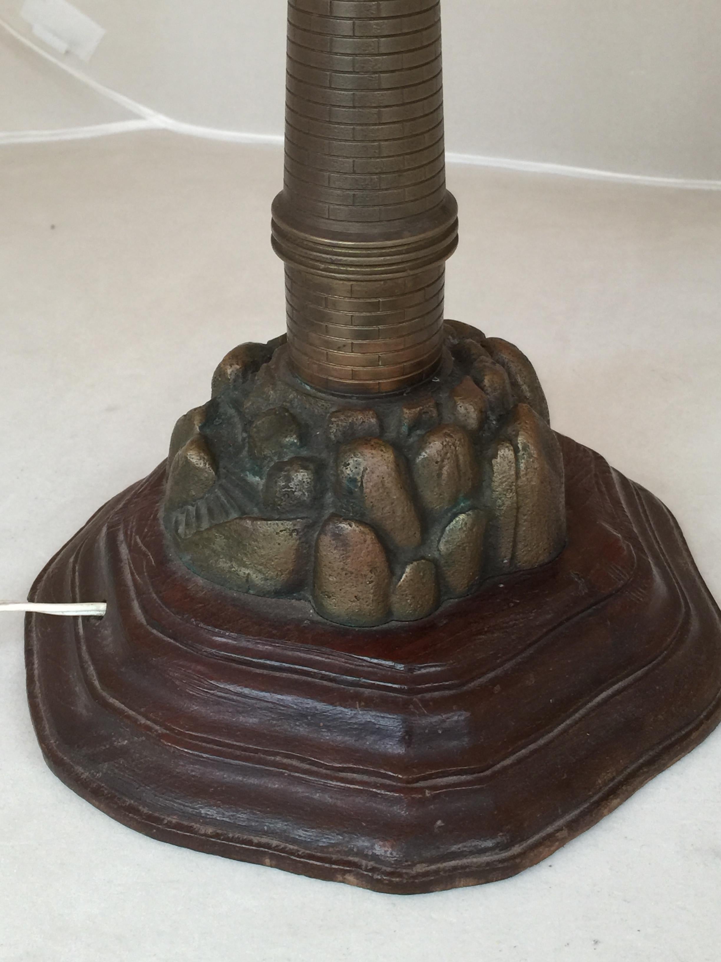 Lighthouse Art Deco Table Lamp, 1920, Material: Bronze and Wood, France For Sale 2