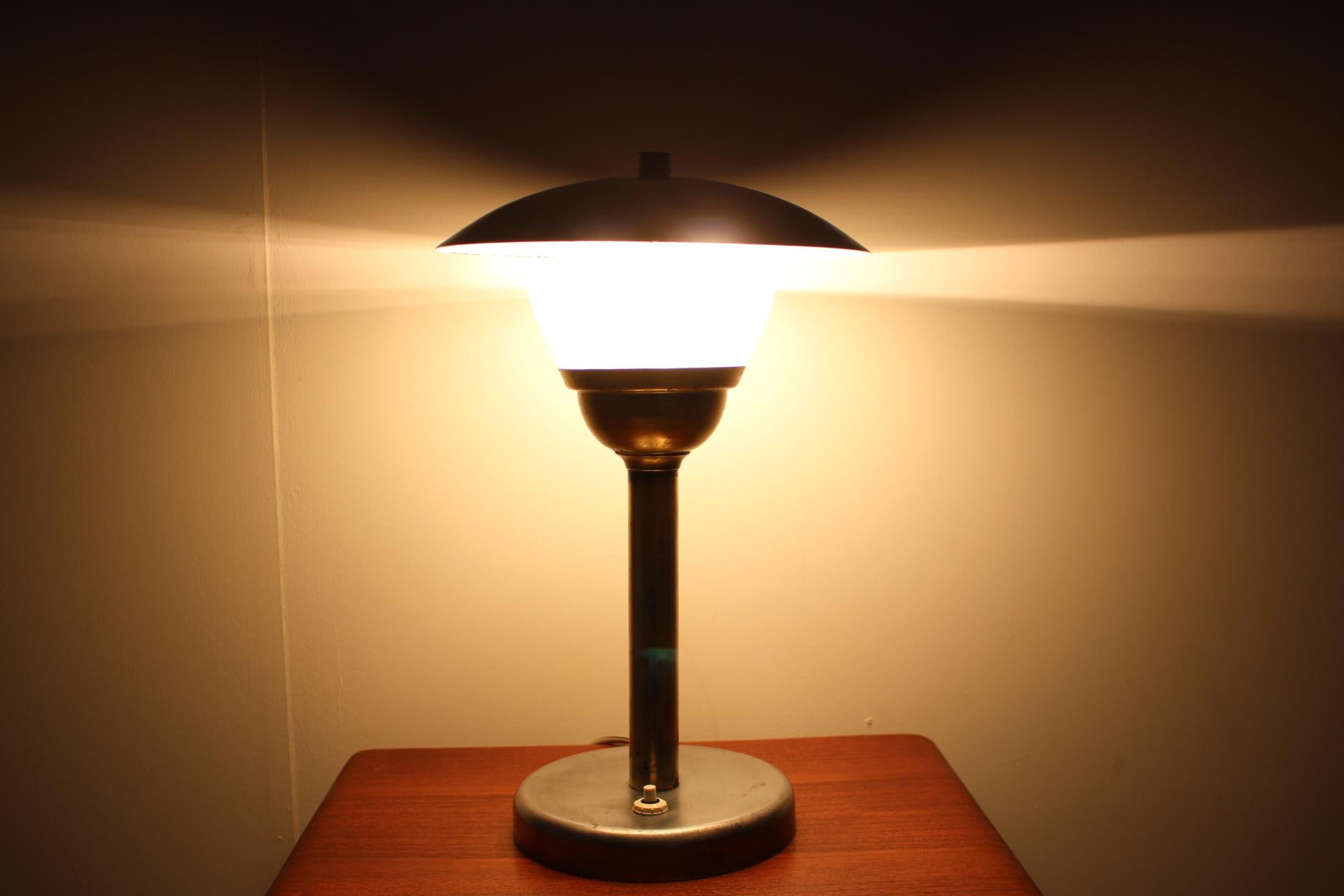 Métal Lampe de table Art Déco, années 1930 en vente