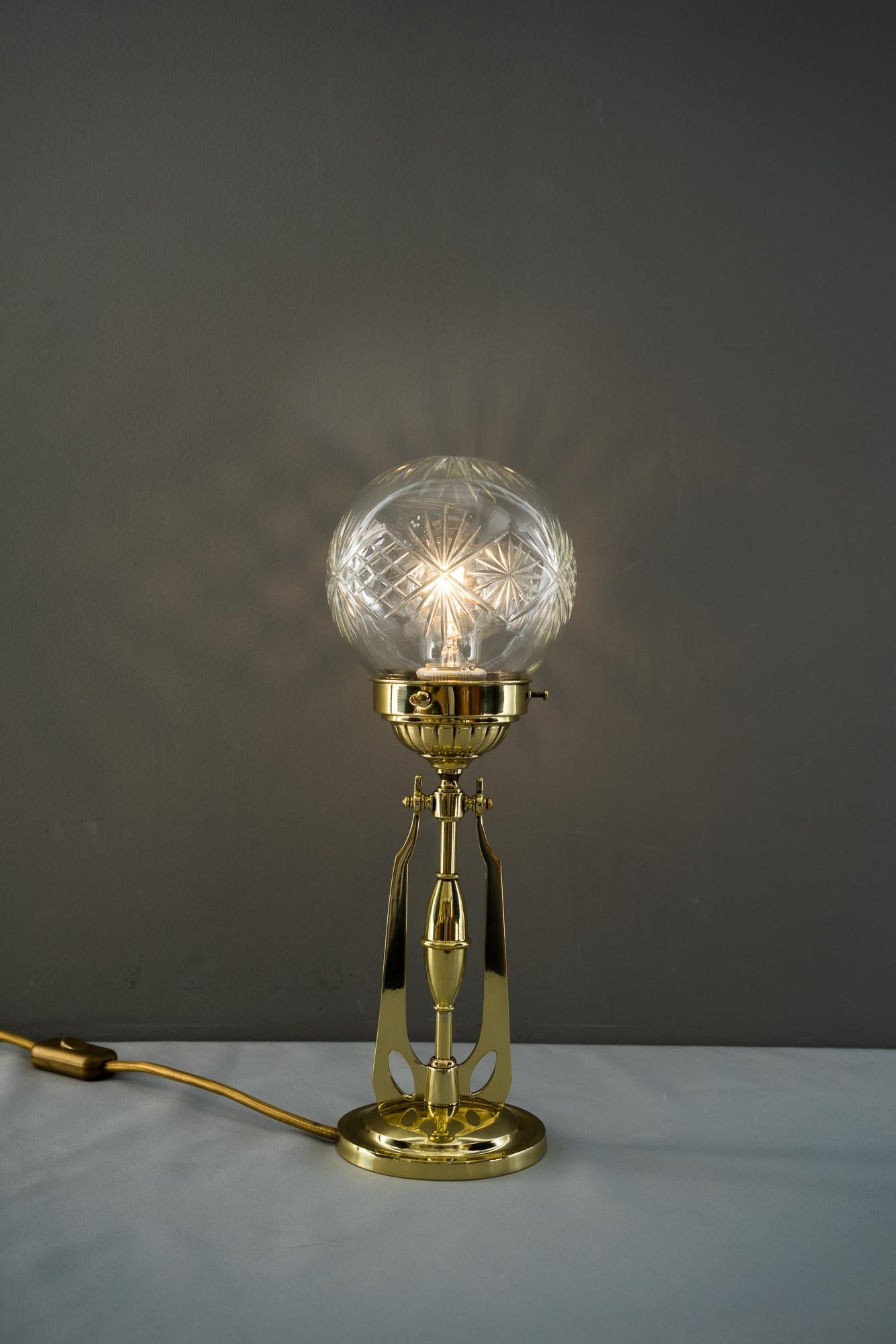 Art Deco Table Lamp circa 1918 with Original Cut-Glass 3