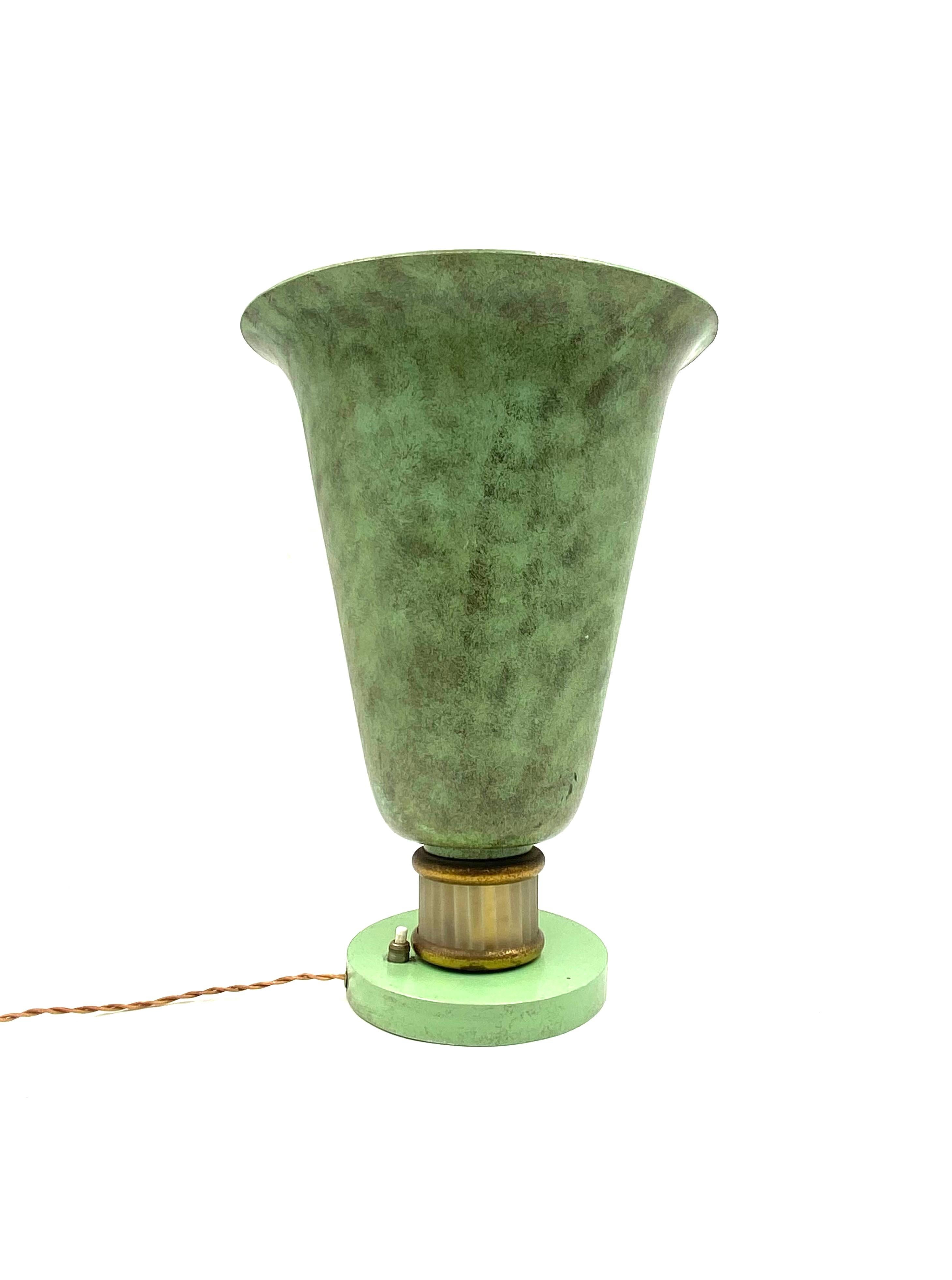 Lampe de table Art déco attribuée à Edmond Etling, France, vers 1920 État moyen - En vente à Firenze, IT