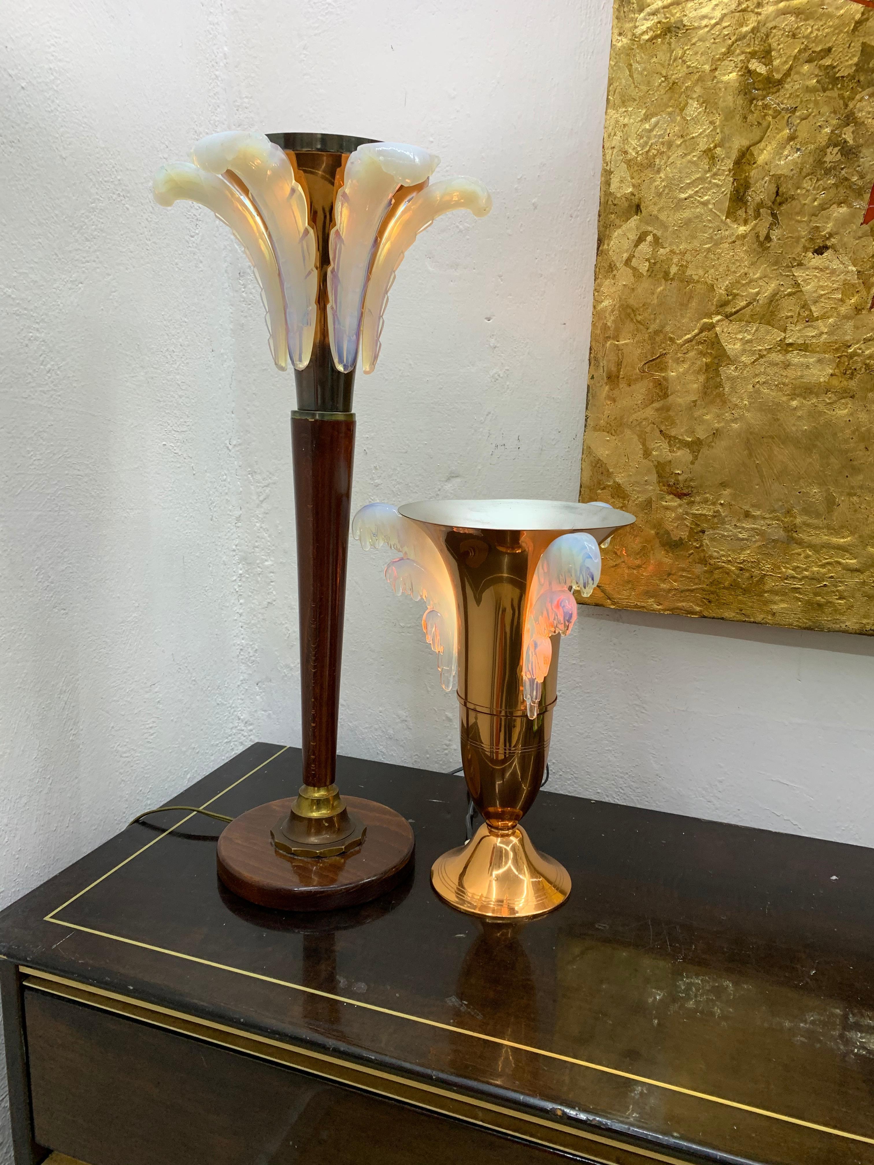 Art Deco Table Lamp Attributed to Petitot, Glass Signed EZAN, France circa 1940s 2