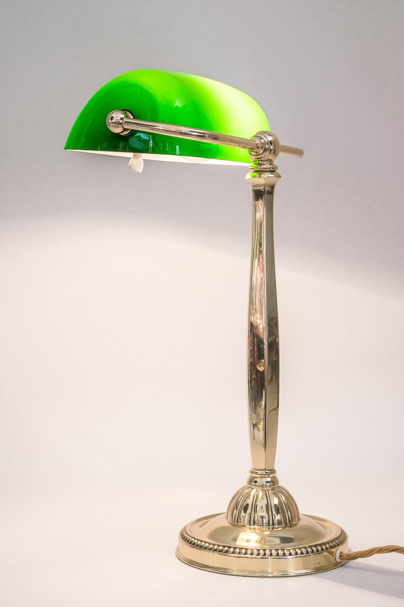Art Deco Table Lamp 'Banker Lamp' Vienna, around 1920s 3
