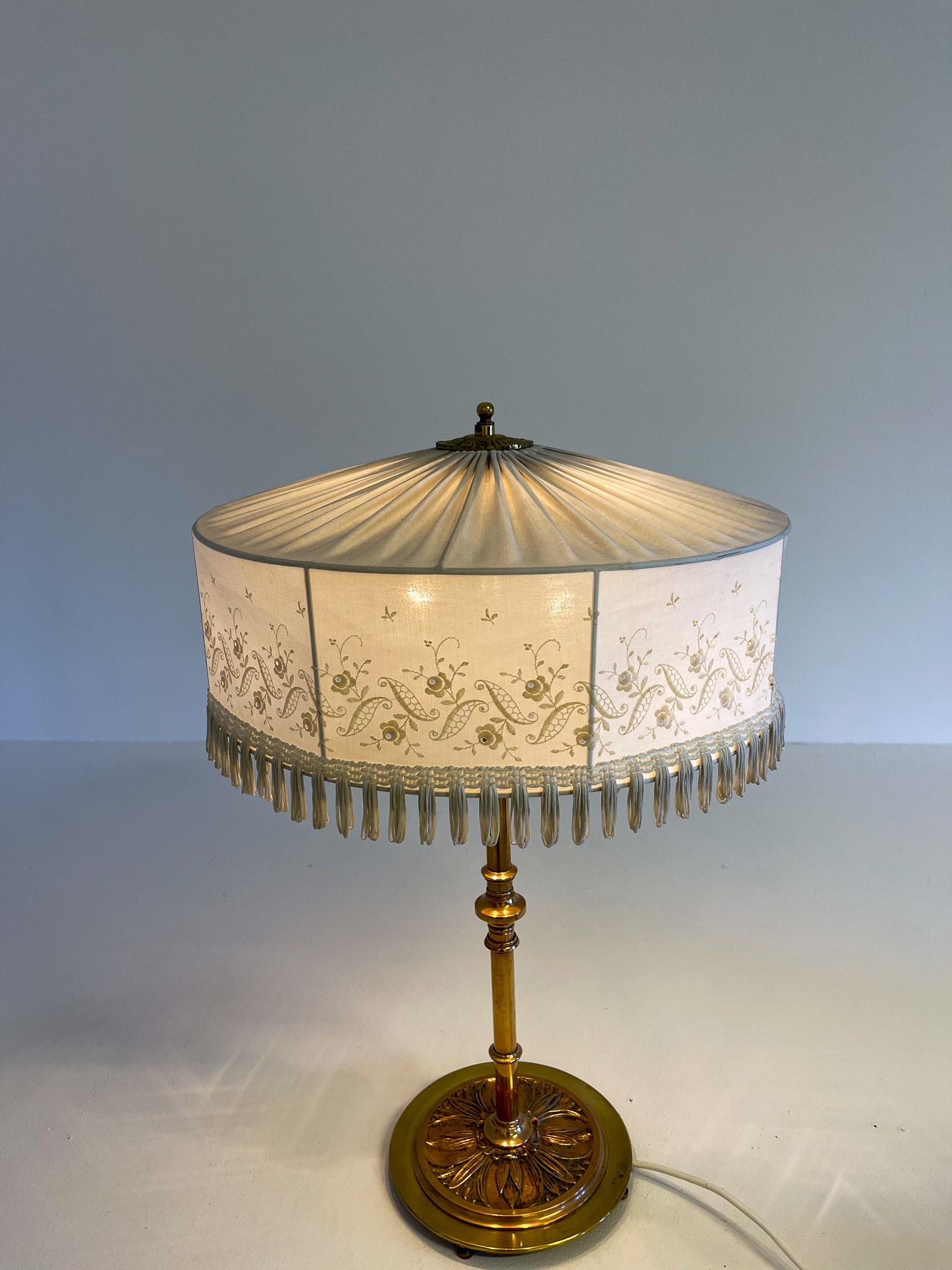 Art Deco Table Lamp Brass and Copper, Sweden, 1930s For Sale 8