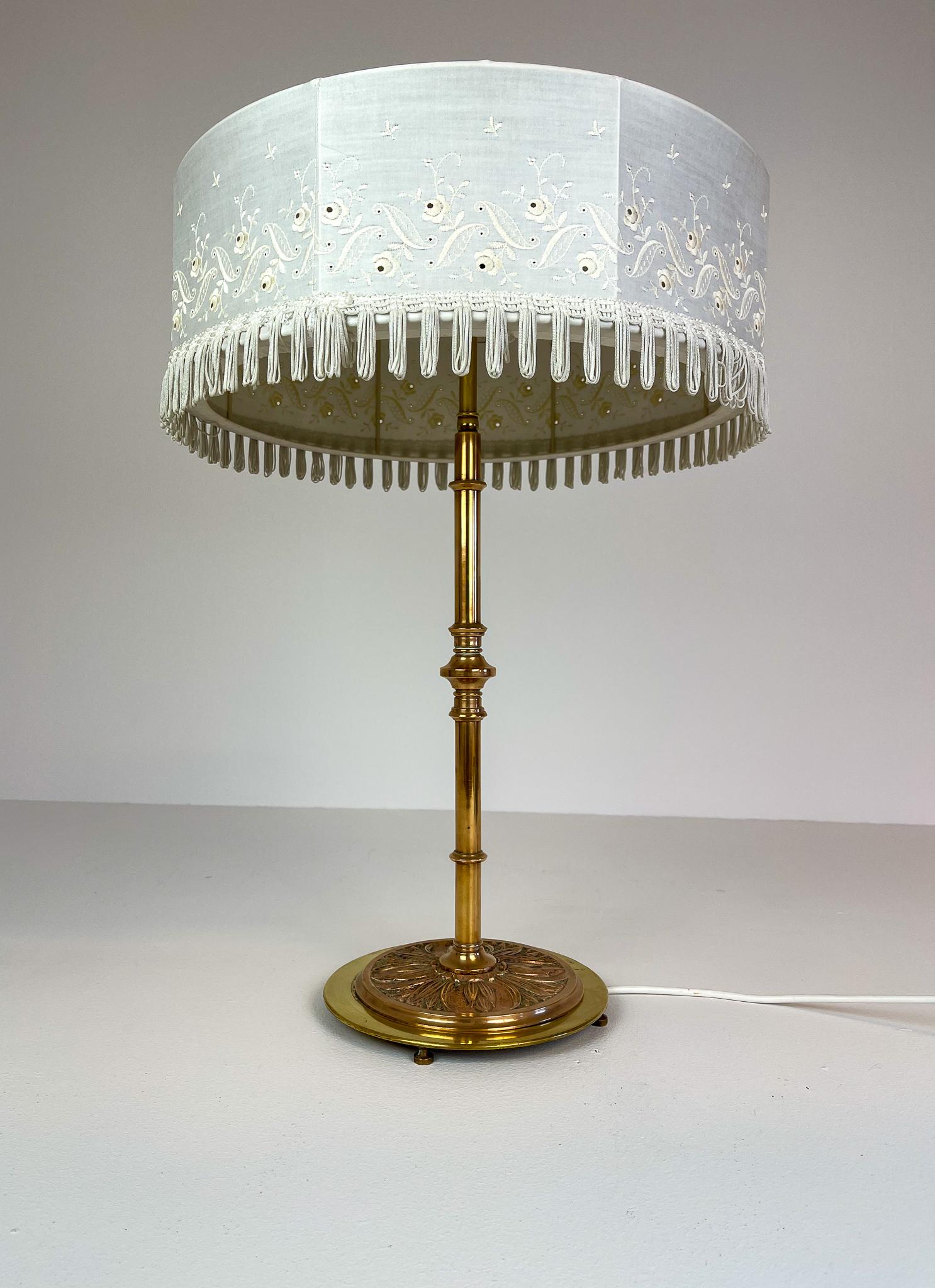 Art Deco Table Lamp Brass and Copper, Sweden, 1930s In Good Condition For Sale In Hillringsberg, SE
