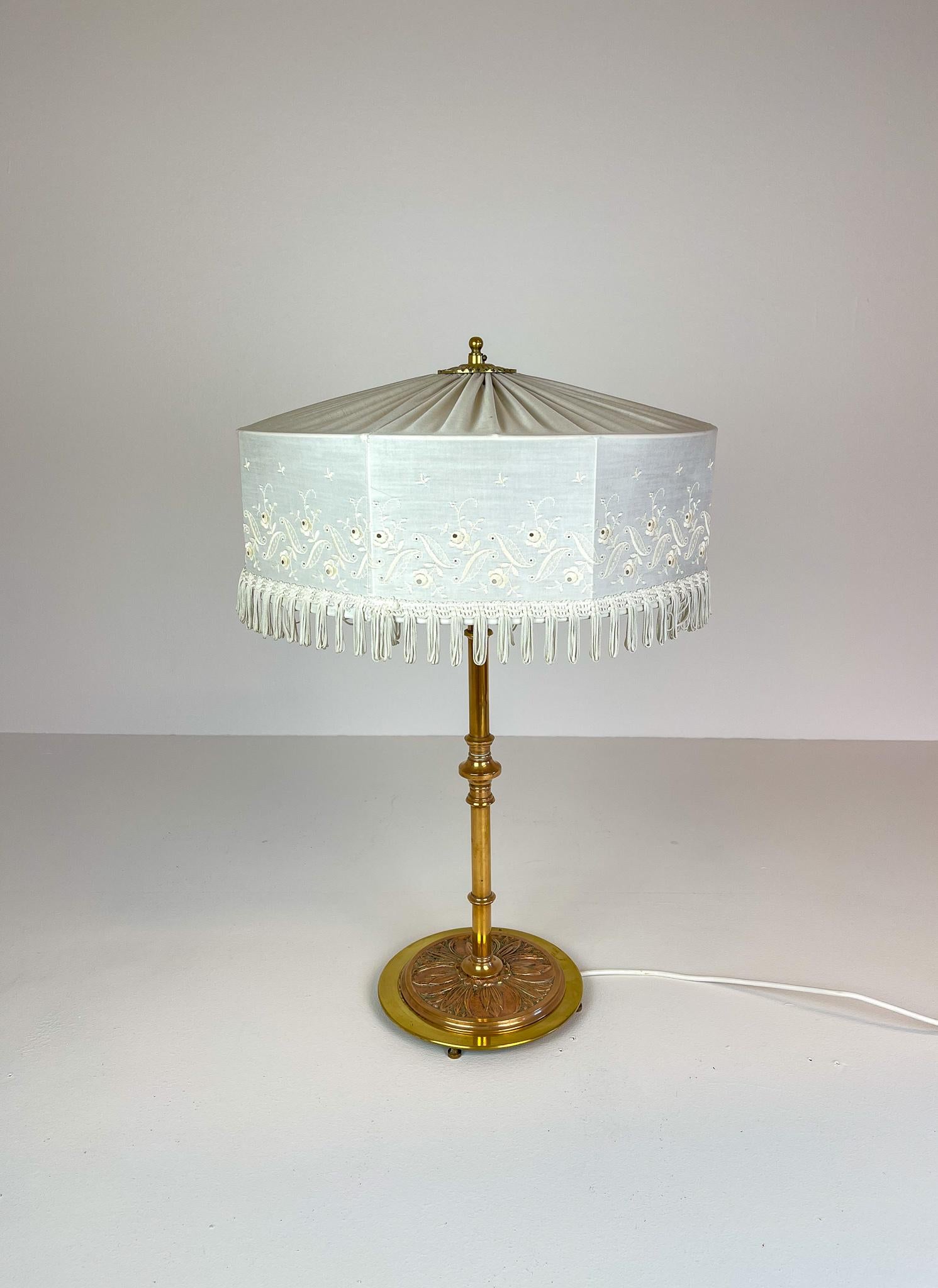 Mid-20th Century Art Deco Table Lamp Brass and Copper, Sweden, 1930s For Sale