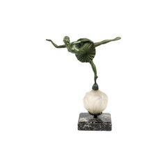 Lámpara de sobremesa Art Decó Estatua de bronce de una bailarina, Siglo XX  