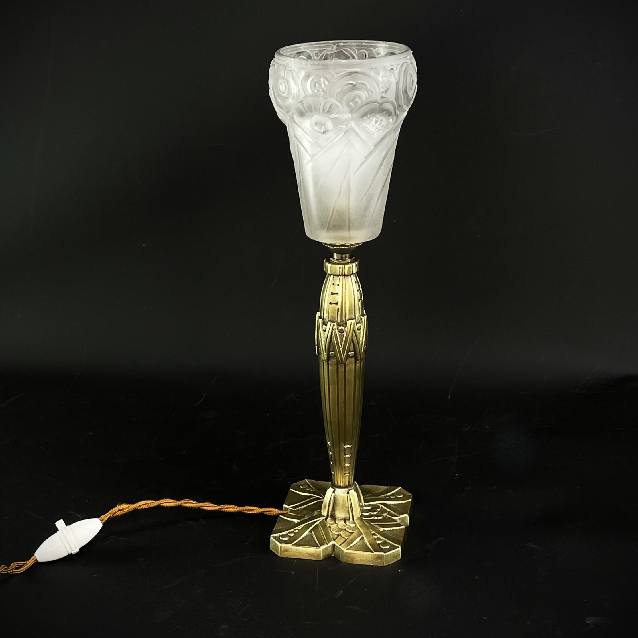 Art Nouveau Art Deco Table Lamp Bronze glass, 1930s For Sale