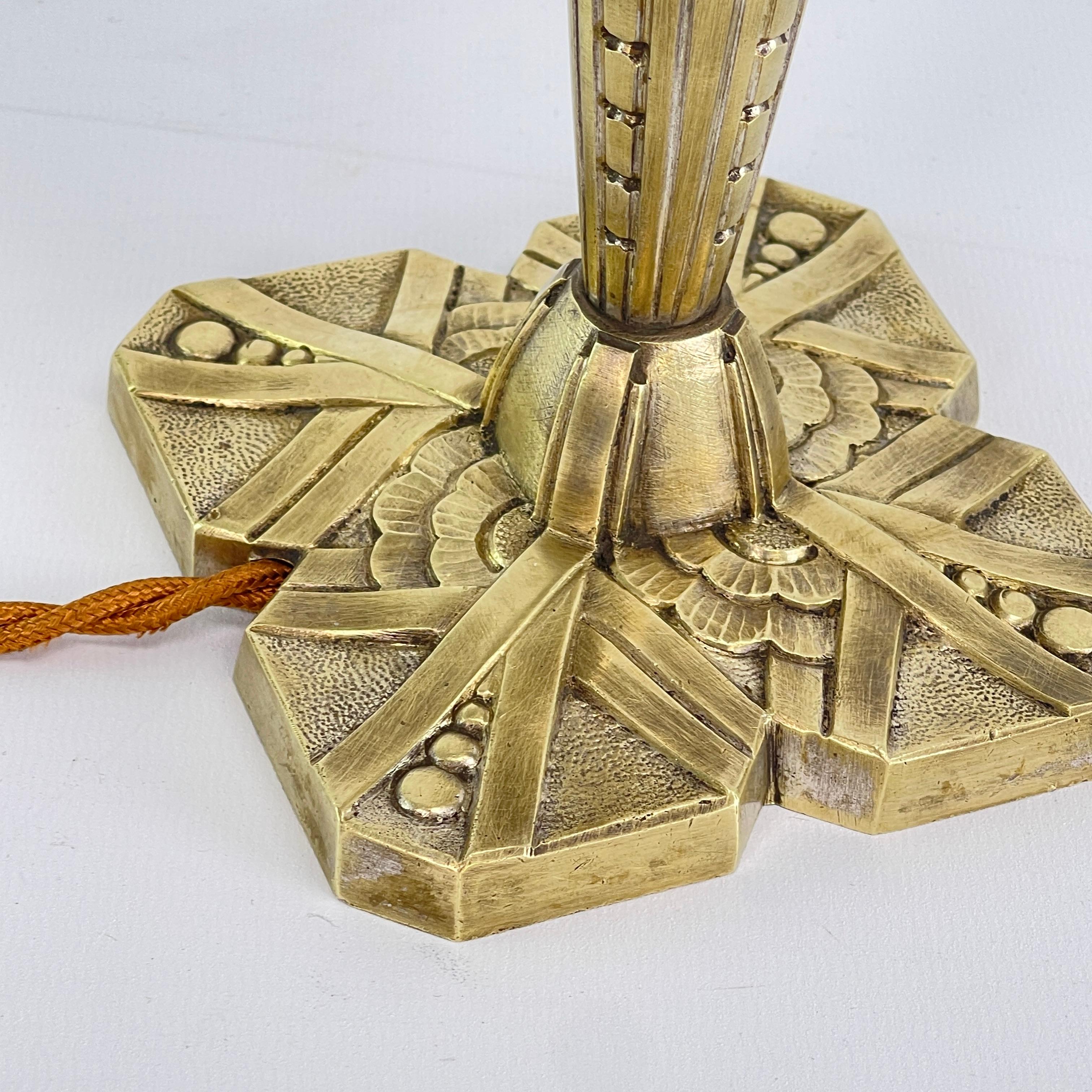 Early 20th Century Art Deco Table Lamp Bronze glass, 1930s For Sale