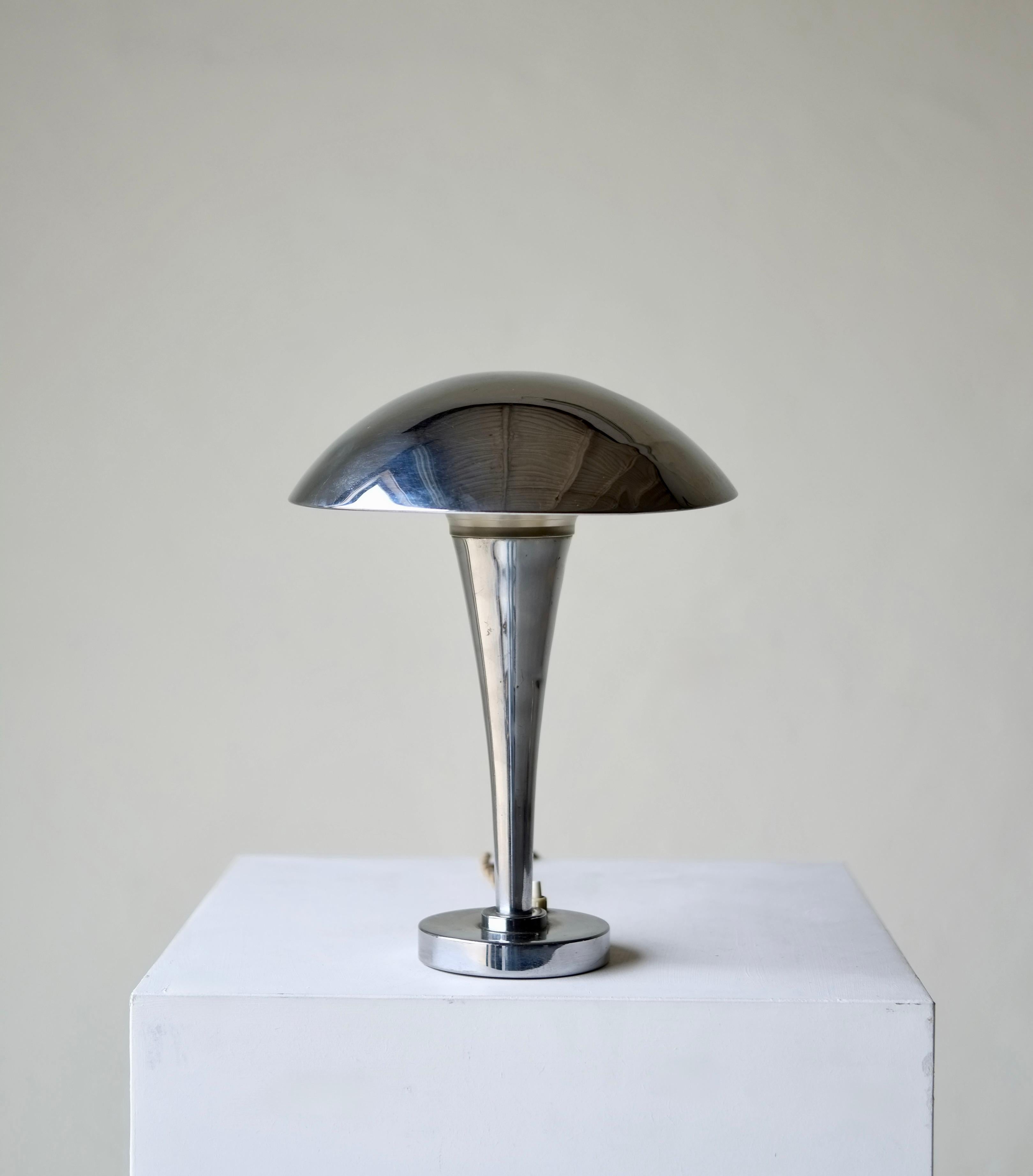 Lámpara de mesa Art Déco de Claude Lumiere, atribuida a Jean Perzel en venta 6