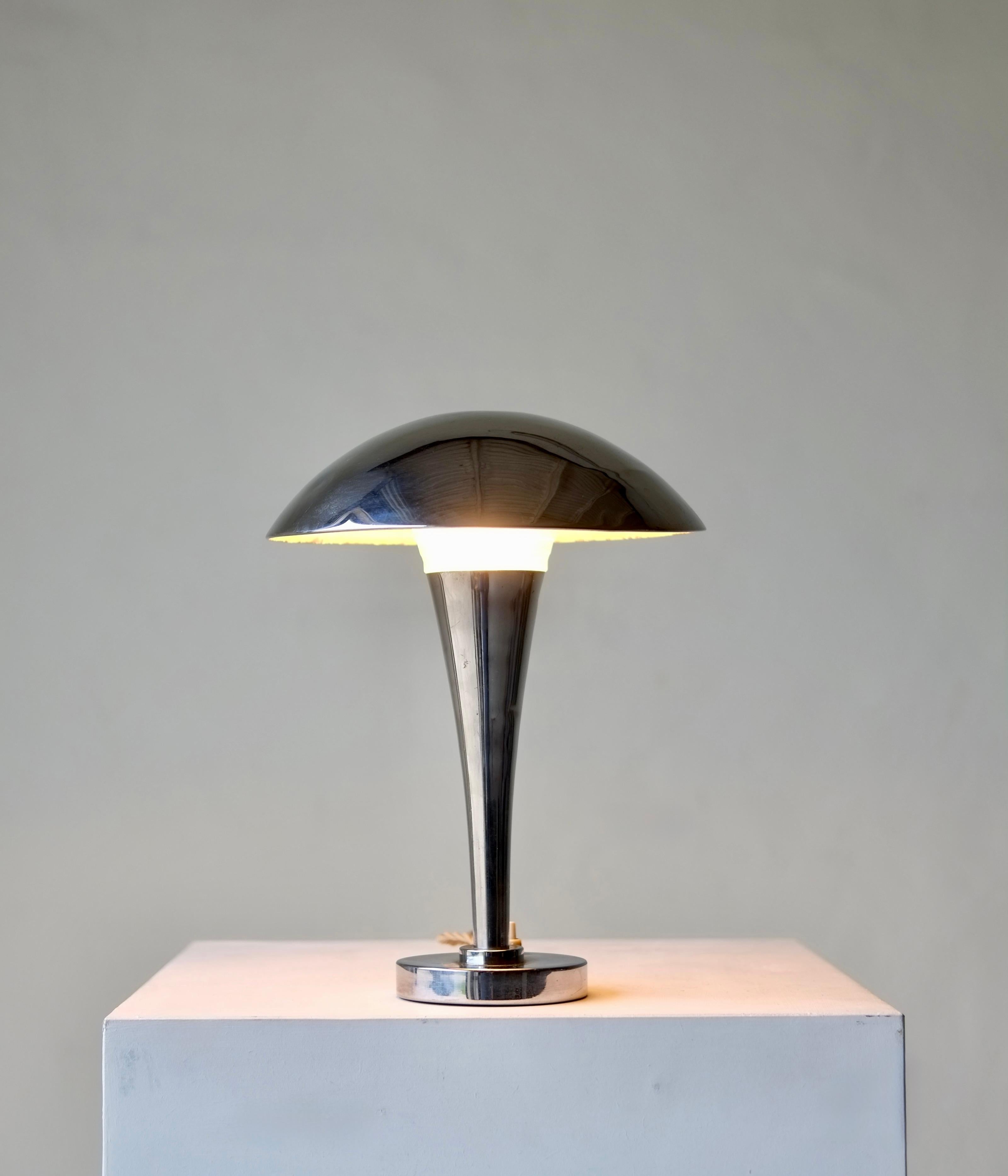 Lámpara de mesa Art Déco de Claude Lumiere, atribuida a Jean Perzel en venta 2