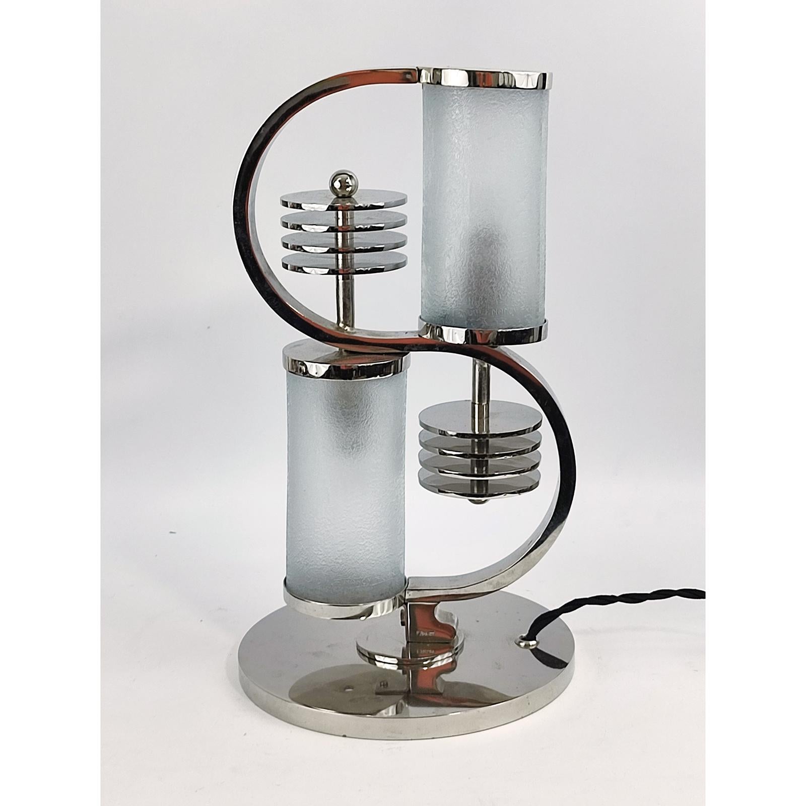 Mid-20th Century Art Deco Table Lamp by Edgar Brandt and Daum Nancy  For Sale