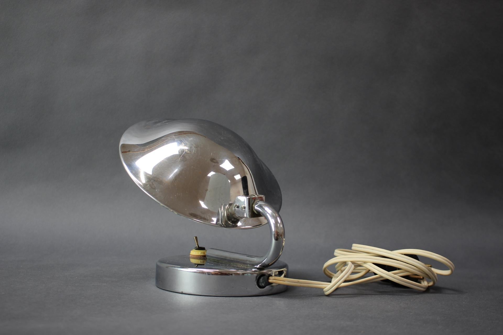 Lampada da tavolo Art Déco di Napako, Cecoslovacchia, anni '30 In condizioni buone in vendita a Praha, CZ
