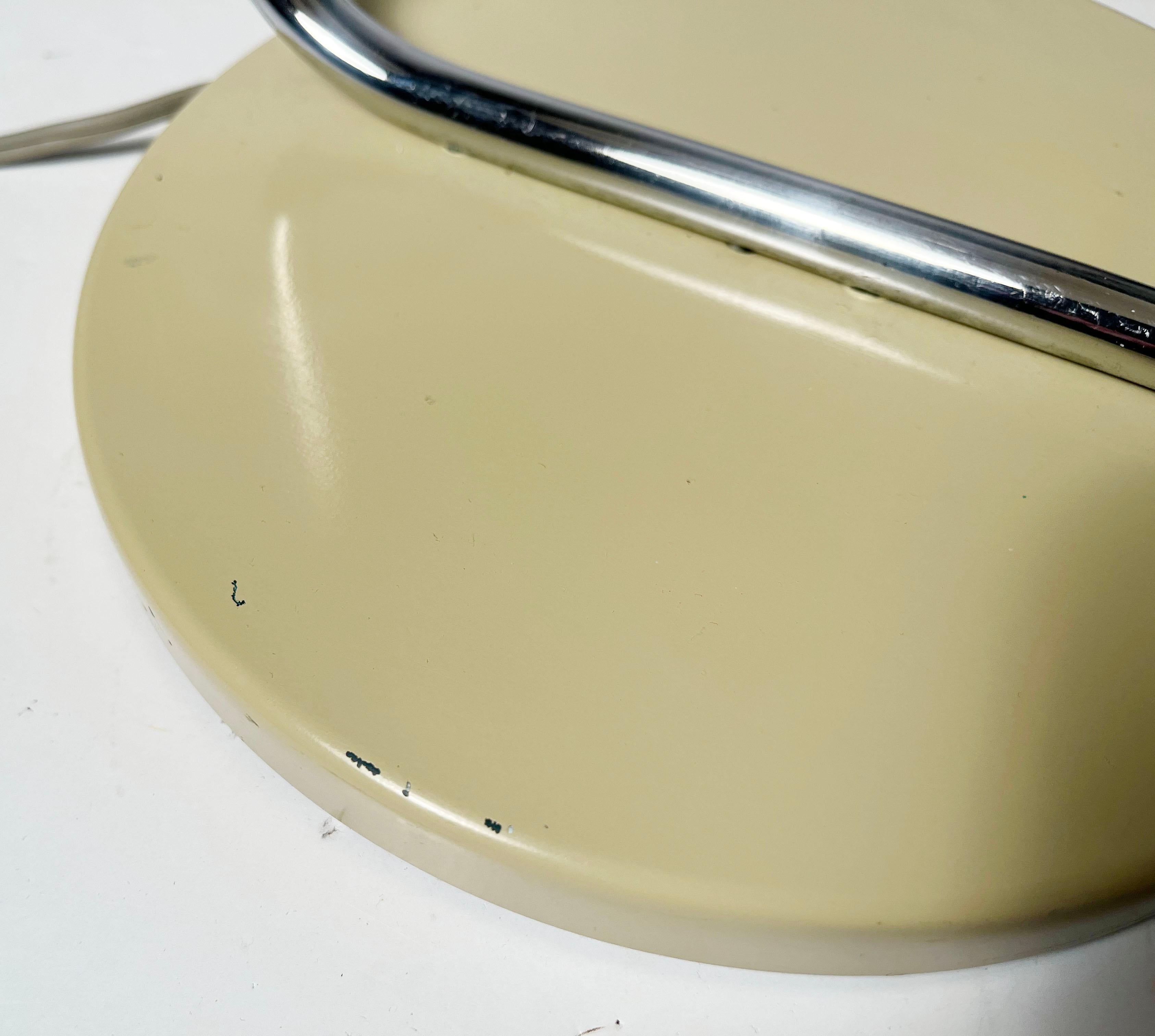 Art Deco Table Lamp by Walter Von Nessen For Sale 1