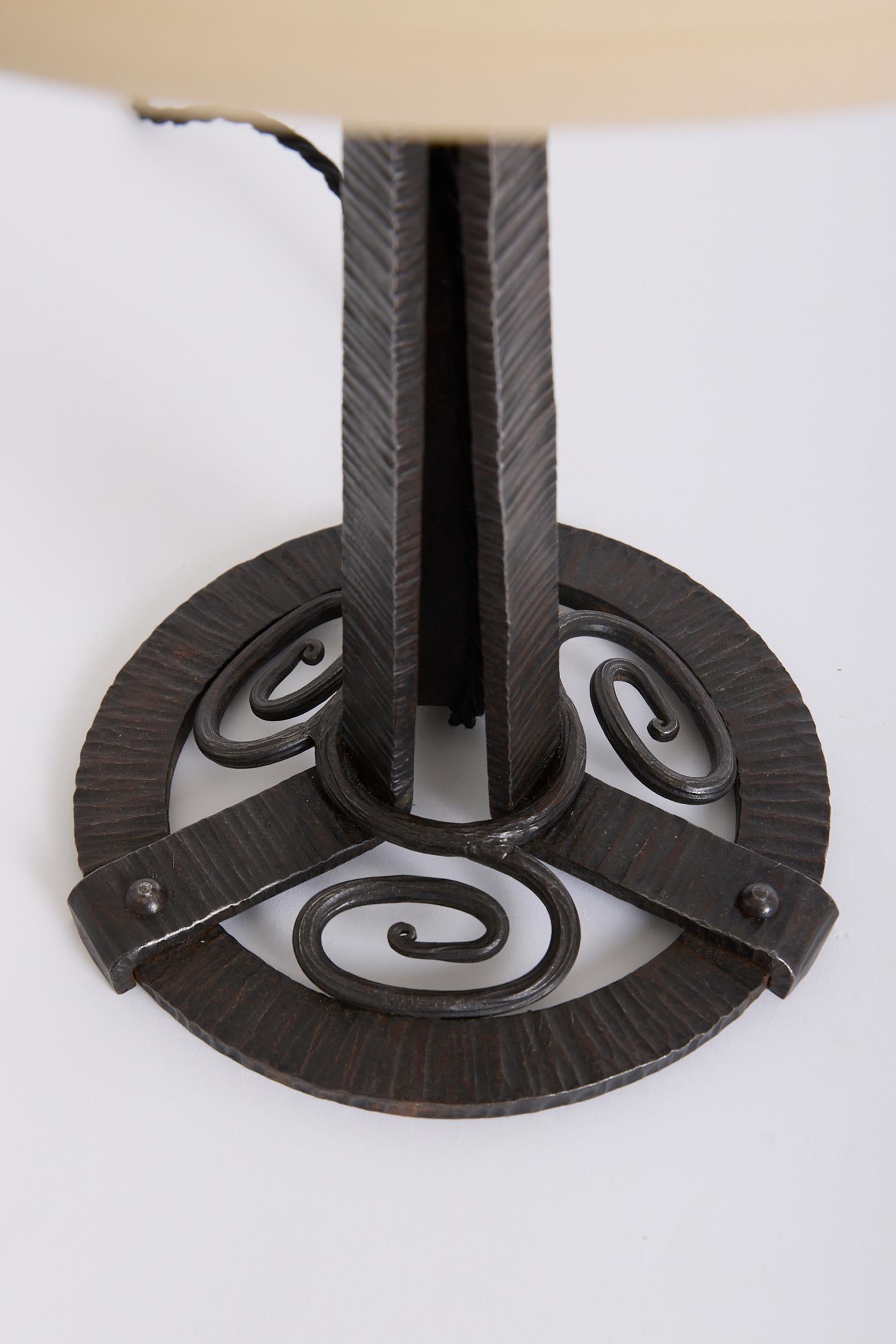 French Art Deco Table Lamp For Sale