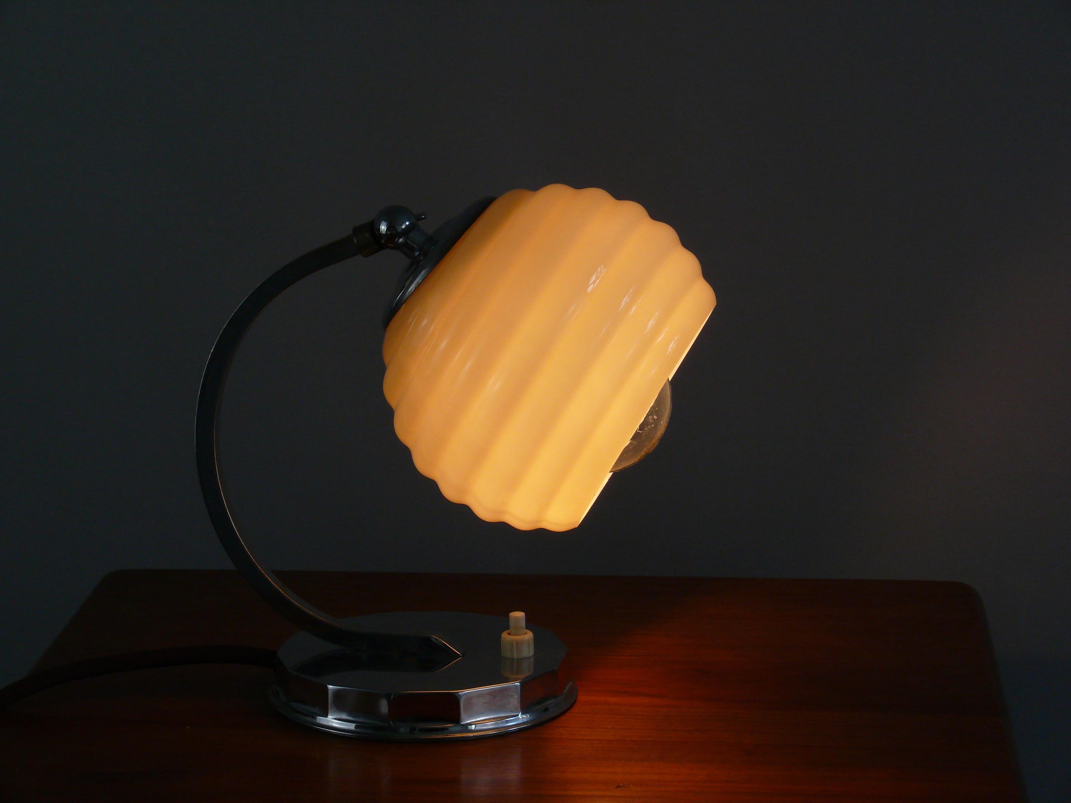Art Deco Art Déco Table Lamp For Sale