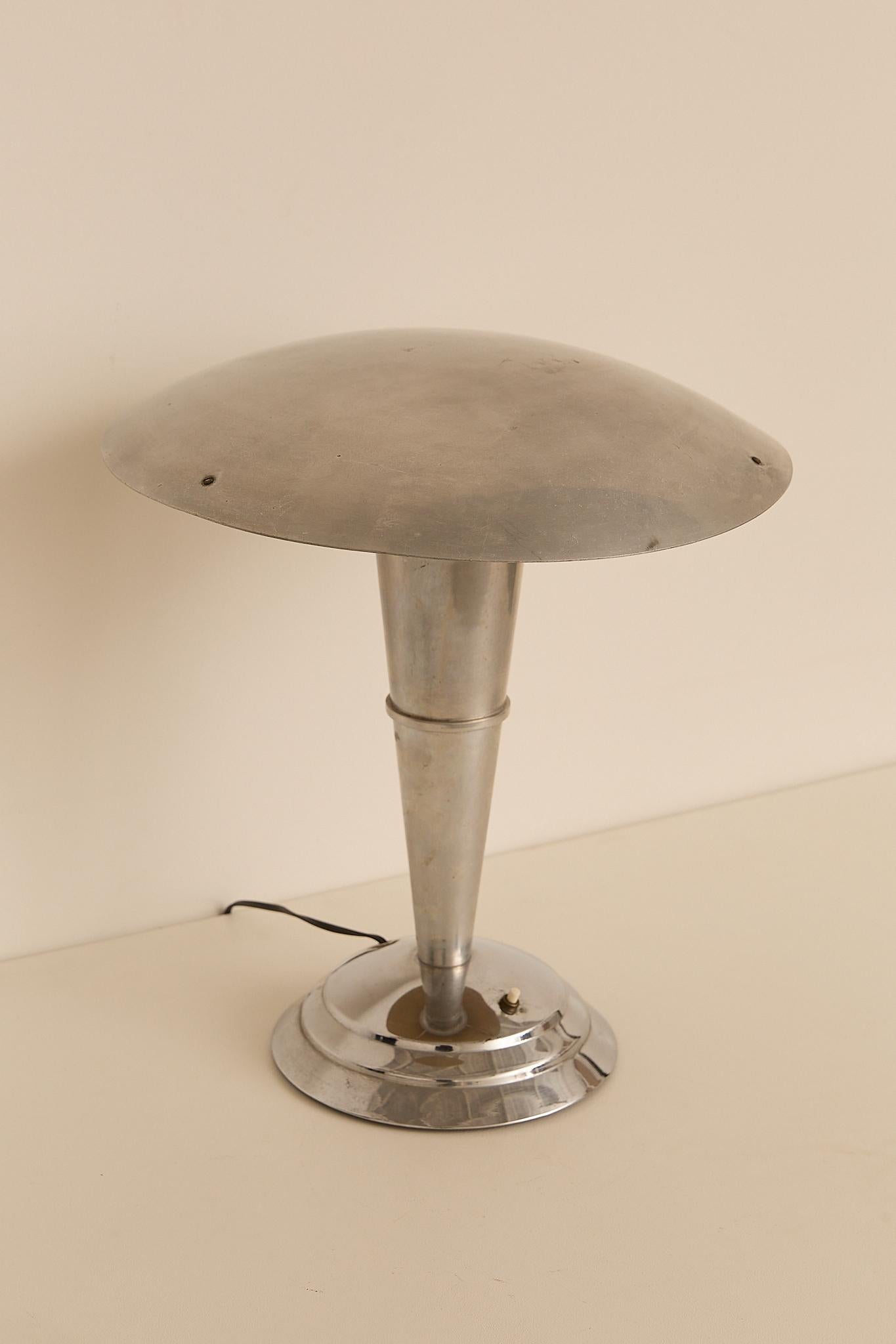 Mid-20th Century Art Deco Table Lamp For Sale
