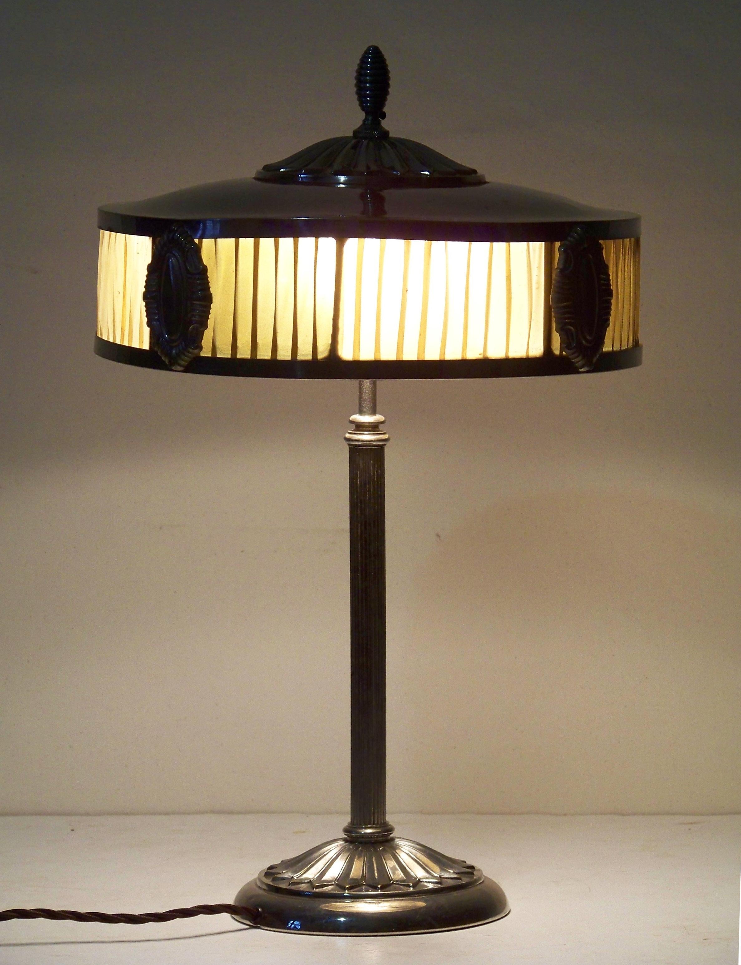 Art-deco table lamp at 1stDibs