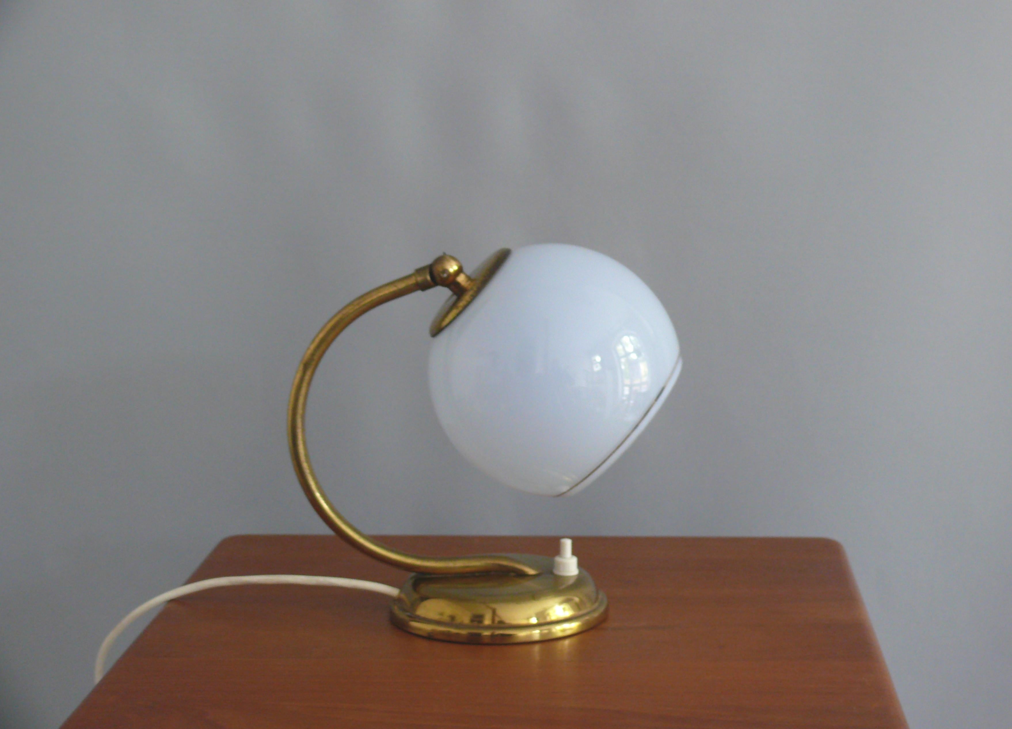Metà XX secolo Art Déco Table Lamp. Germany 1930-1950 in vendita