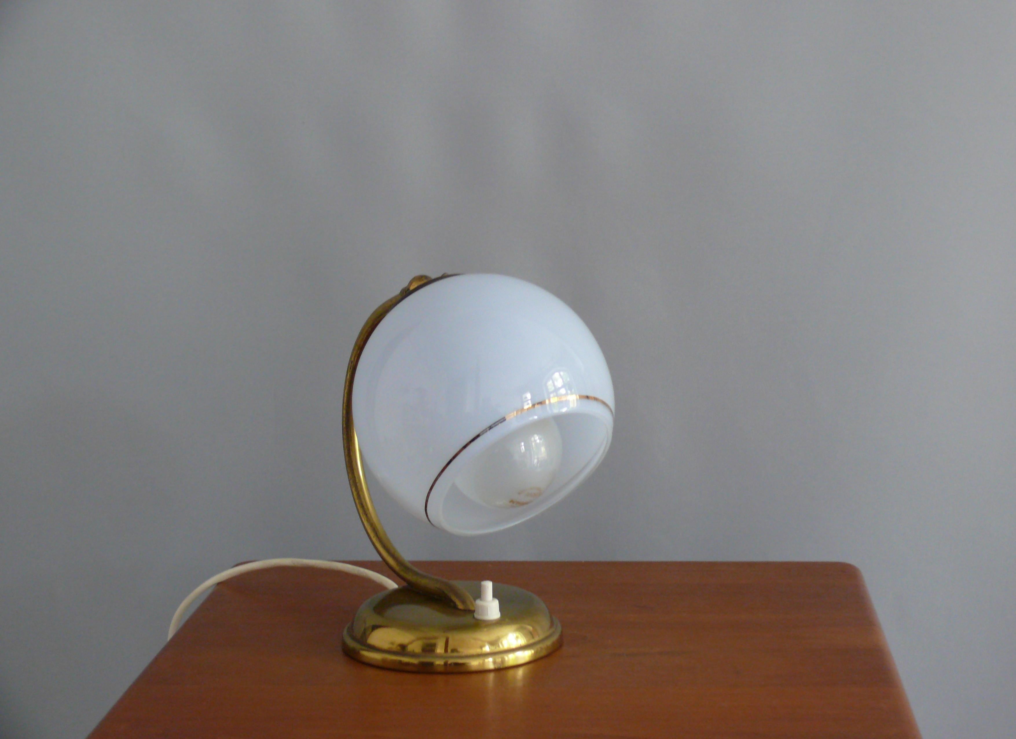 Vetro Art Déco Table Lamp. Germany 1930-1950 in vendita
