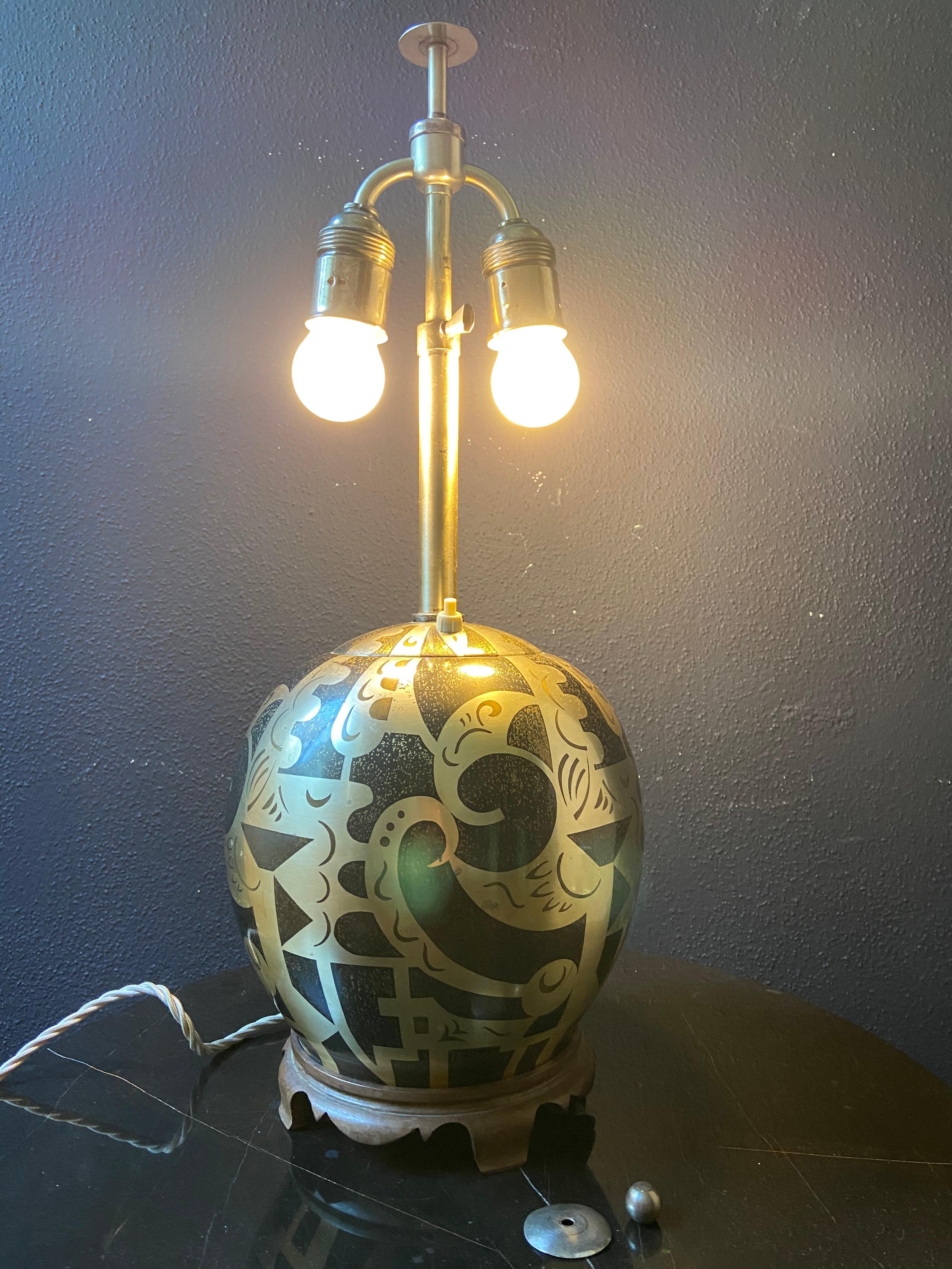 Milieu du XXe siècle Lampe de table Art déco « Ikora » de Paul Haustein pour WMF, Modèle 110 / 216, Allemagne c en vente