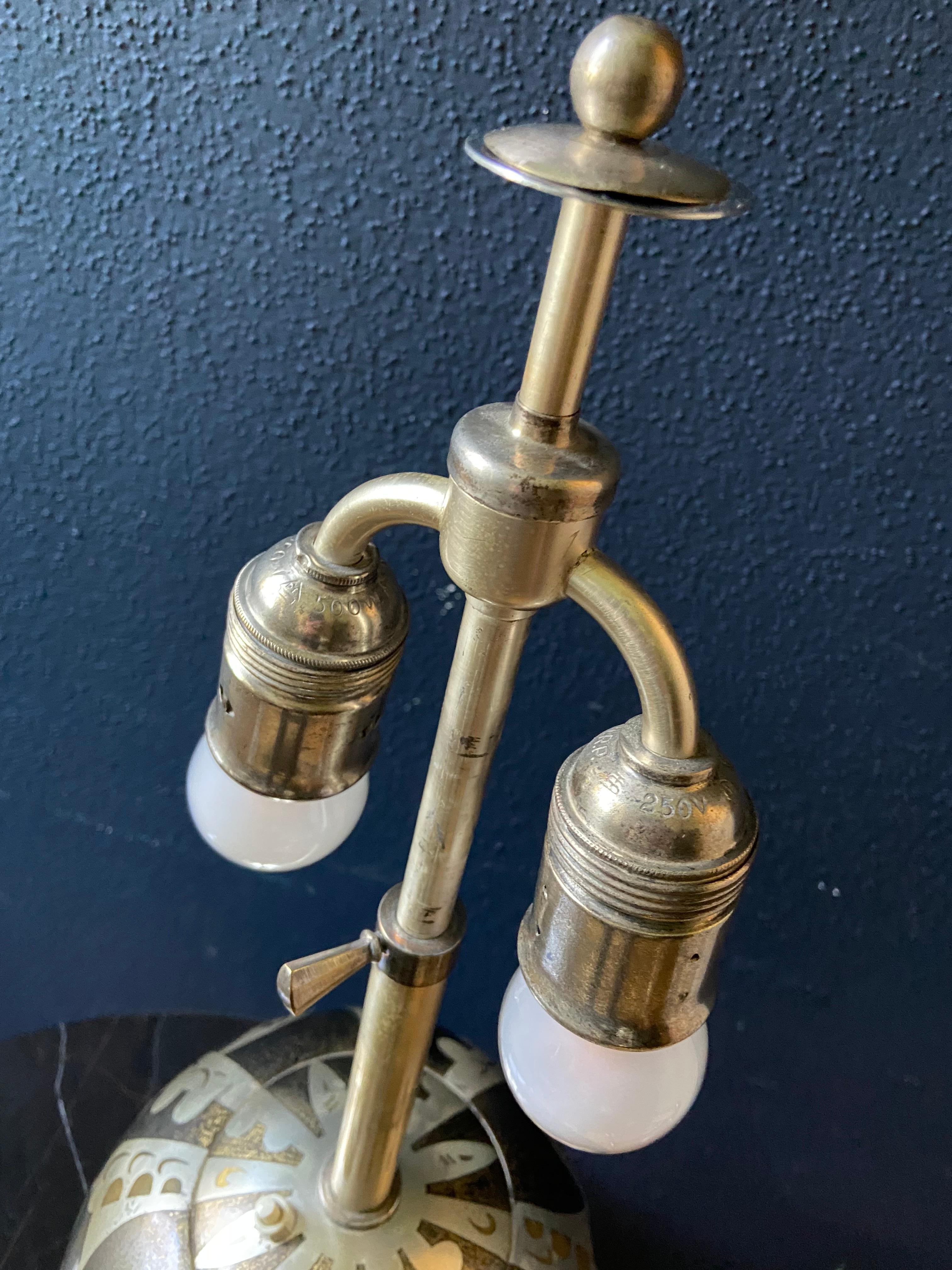 Lampe de table Art déco « Ikora » de Paul Haustein pour WMF, Modèle 110 / 216, Allemagne c en vente 3