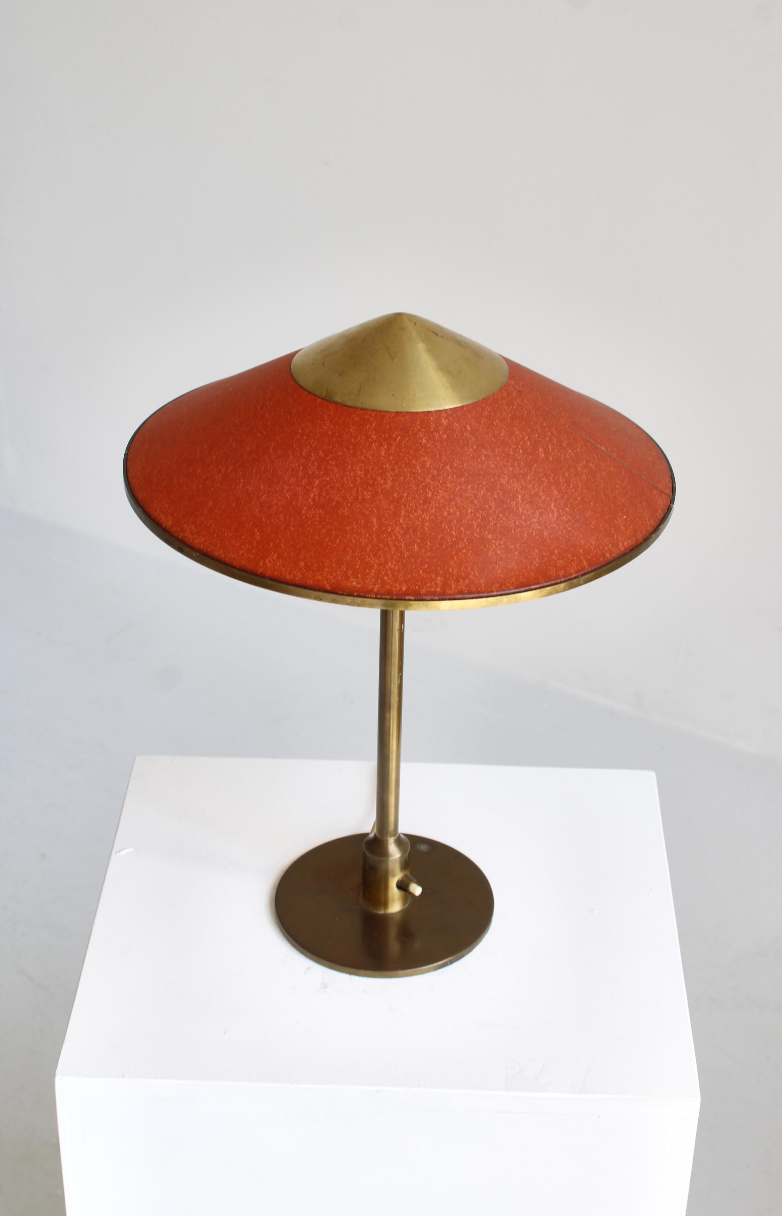 Art Deco Table Lamp in Brass & Oil Paper by Niels Thykier for Fog & Mørup, 1930s In Good Condition In Odense, DK