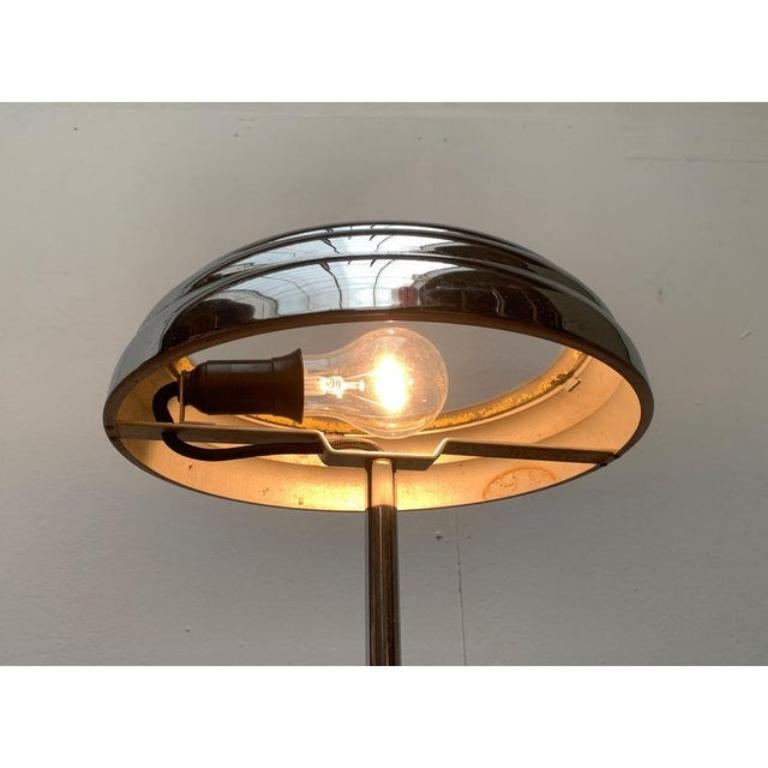 20ième siècle Lampe de table Art déco en chrome et verre en vente