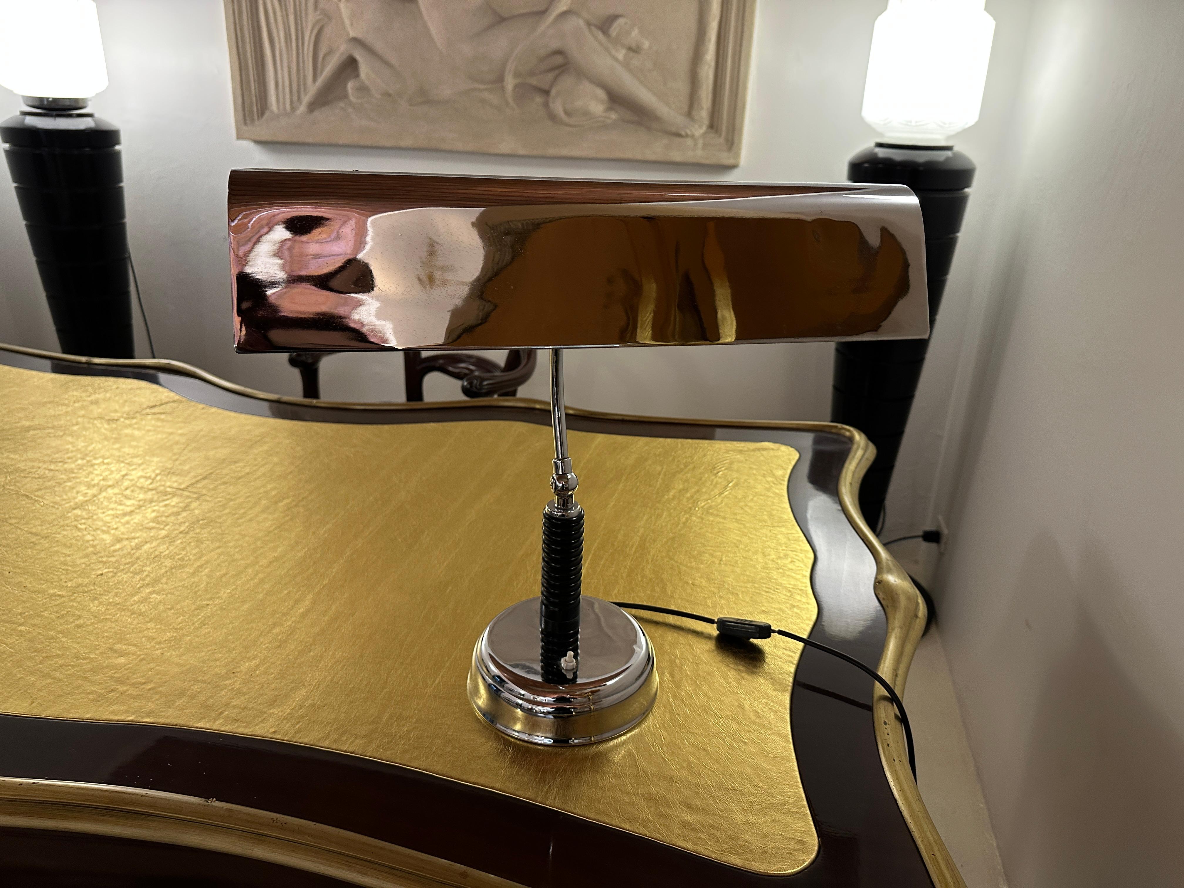 Art Deco table Lamp in chrome bronze and wood 1925, France en vente 6