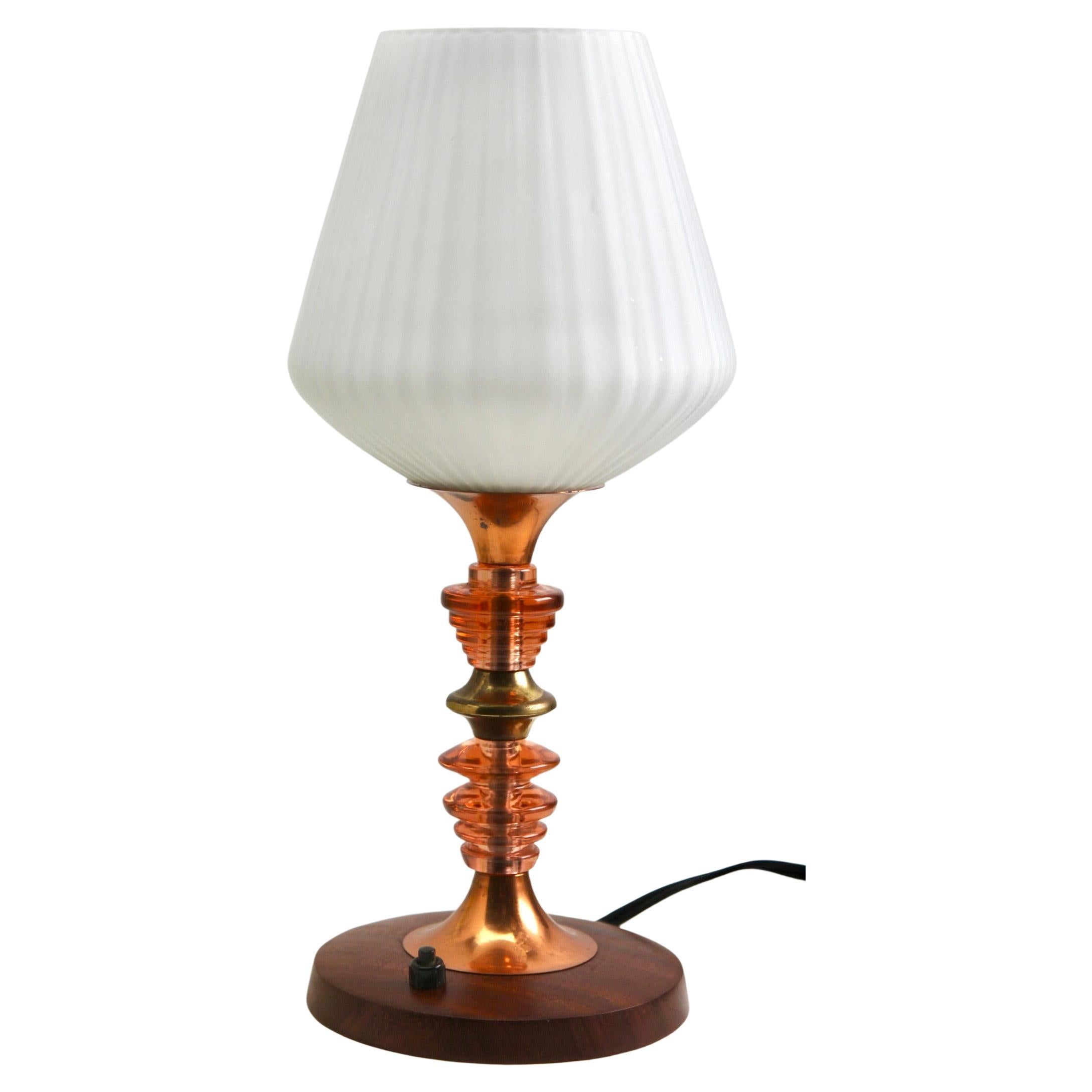 Art Deco Table Lamp in Colored Glass and with Brass Details, 1935 For Sale