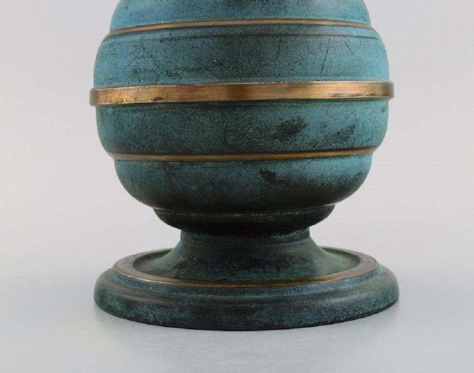 Art Deco Table Lamp in Green Patinated Metal, 1930s / 40s For Sale 1