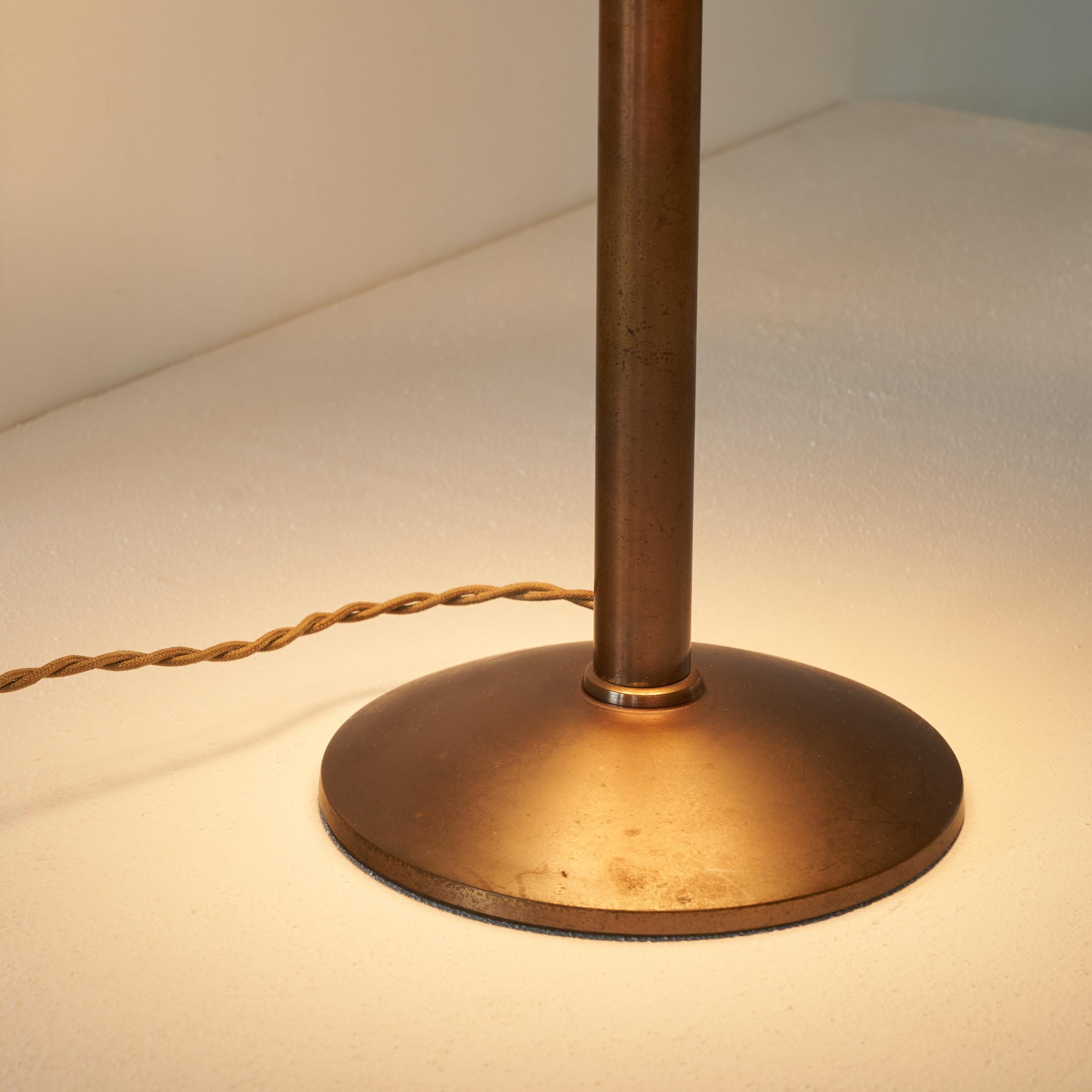 Art Deco Table Lamp in Patinated Brass 1