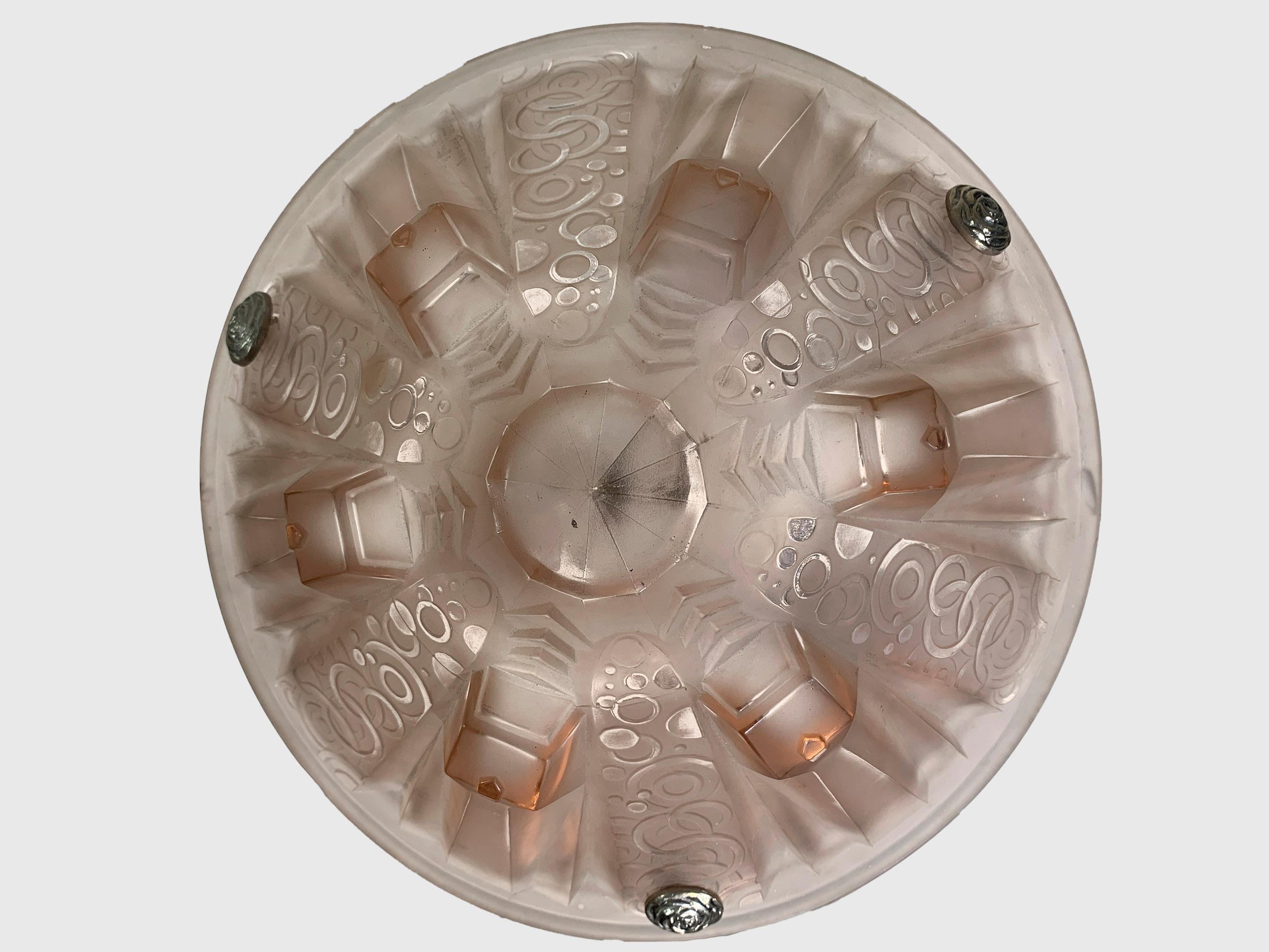 Bronze Lampe de table Art Déco en verre rose moulé sous pression signée 