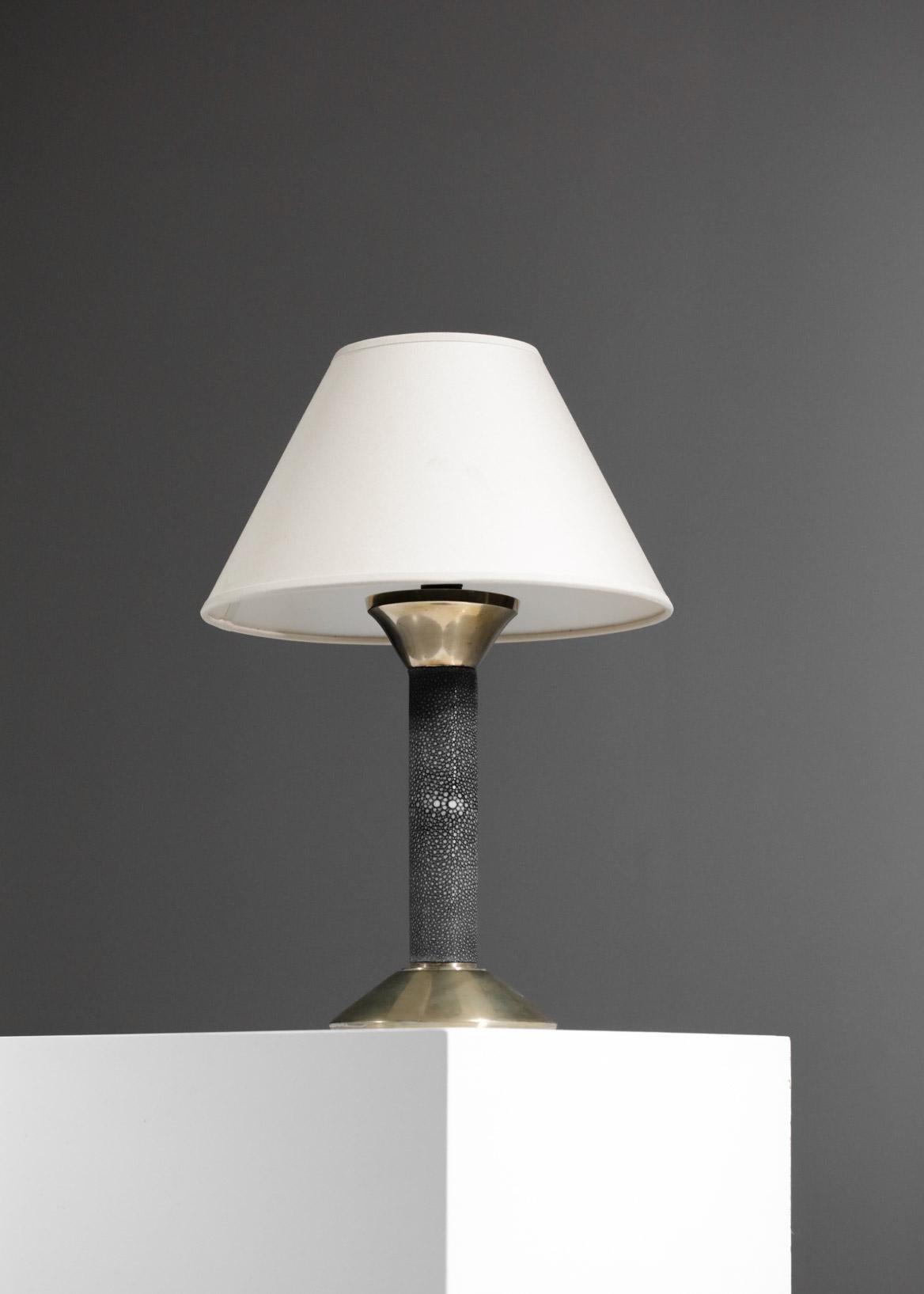 Art Deco Table Lamp in Stingray Attributed to André Groult Bronze 1940s - G082 For Sale 2
