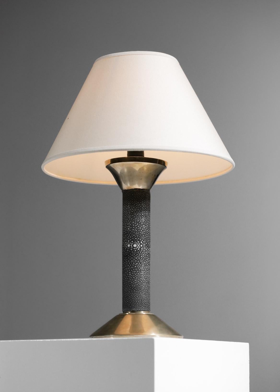 Mid-Century Modern Art Deco Table Lamp in Stingray Attributed to André Groult Bronze 1940s - G082 For Sale