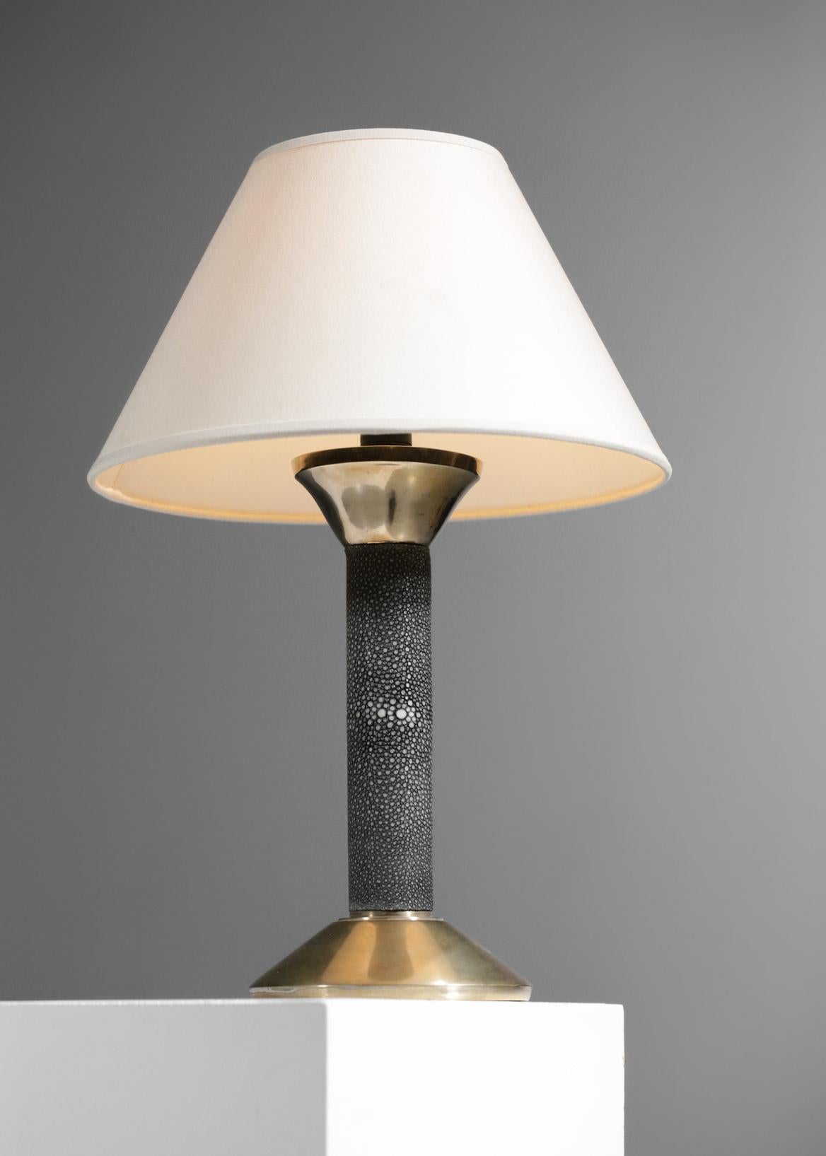 Art Deco Table Lamp in Stingray Attributed to André Groult Bronze 1940s - G082 In Good Condition For Sale In Lyon, FR