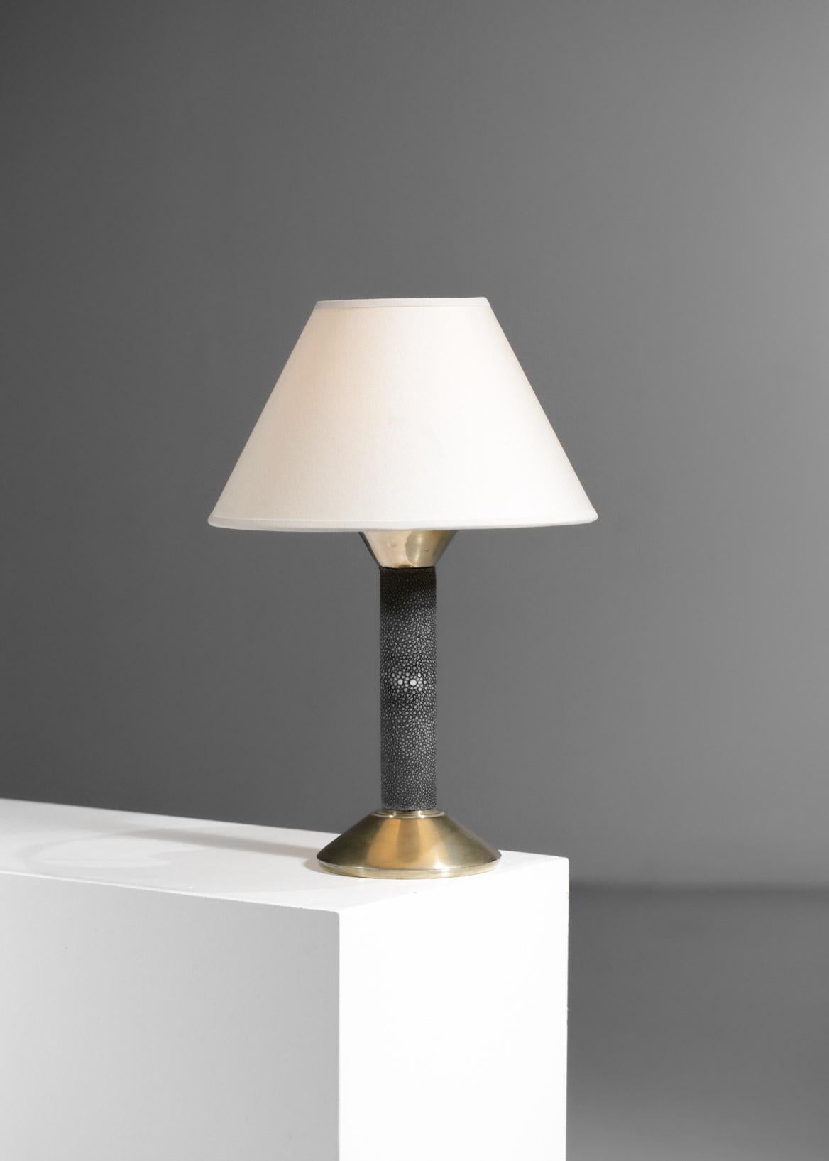 Mid-20th Century Art Deco Table Lamp in Stingray Attributed to André Groult Bronze 1940s - G082 For Sale