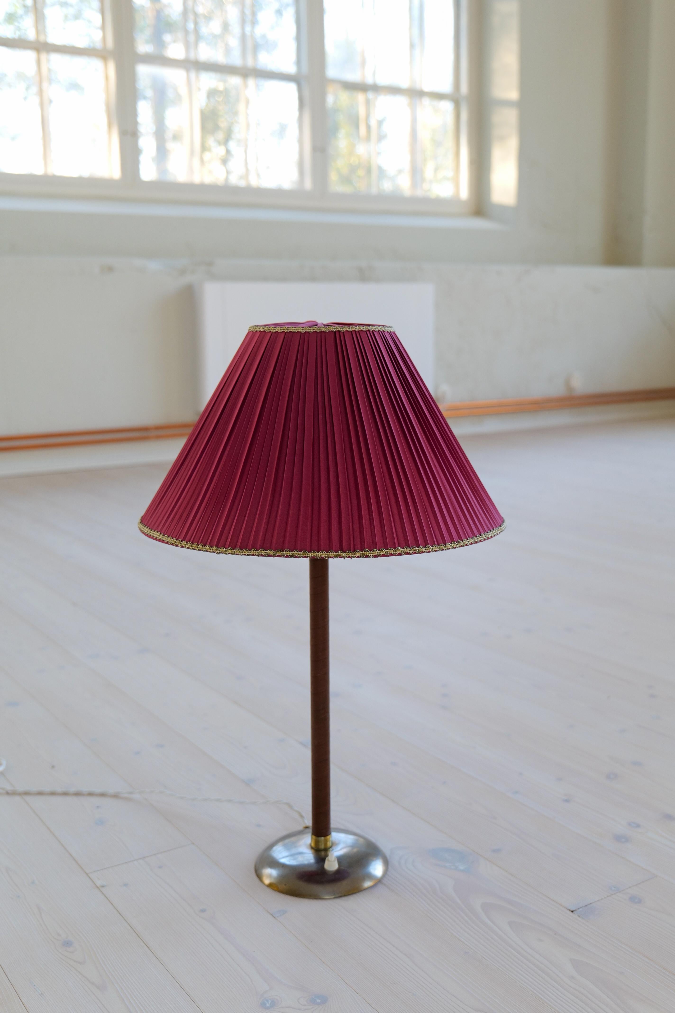 Mid-Century Modern Art Deco Table Lamp made in Sweden, 1940s For Sale