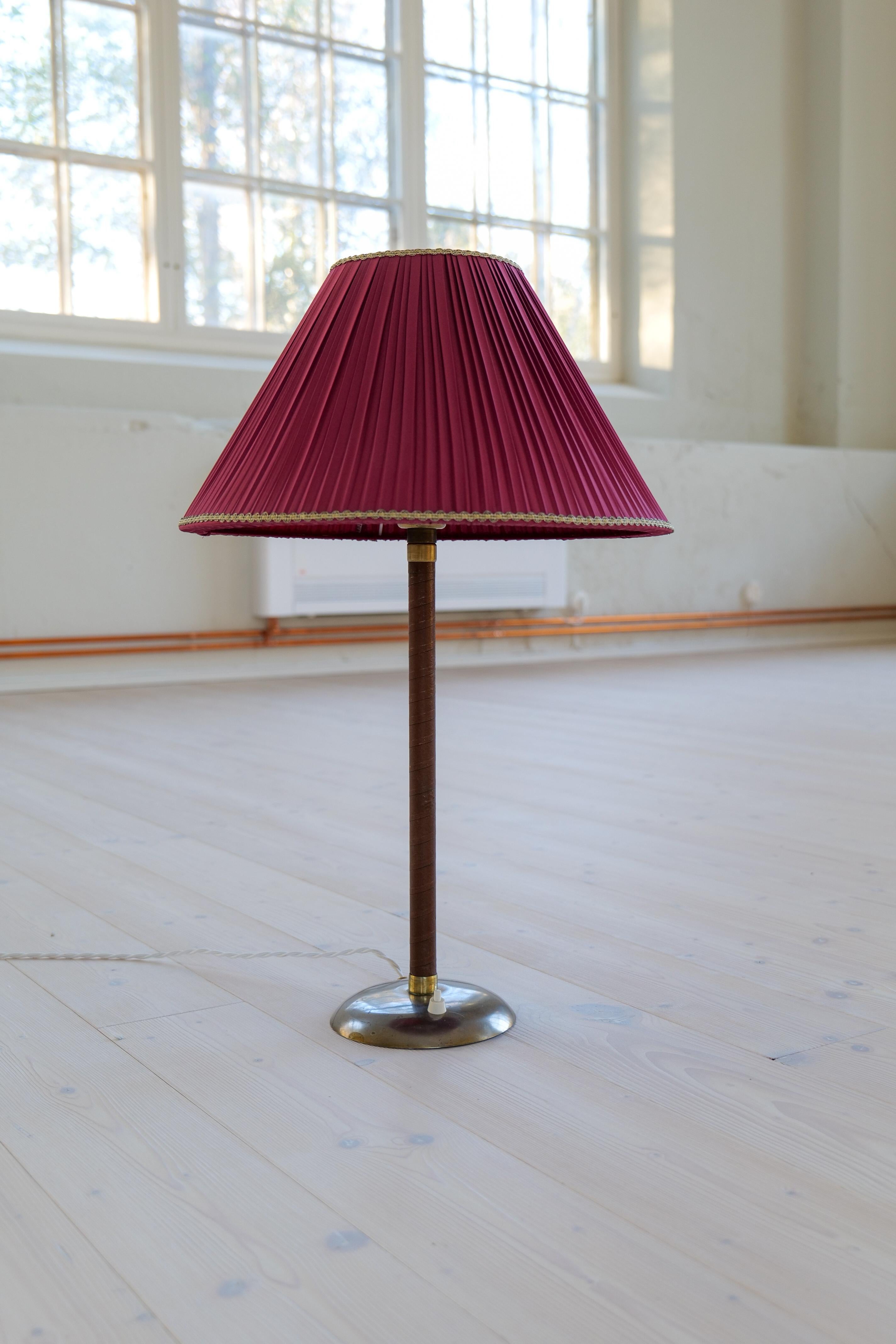 Swedish Art Deco Table Lamp made in Sweden, 1940s For Sale