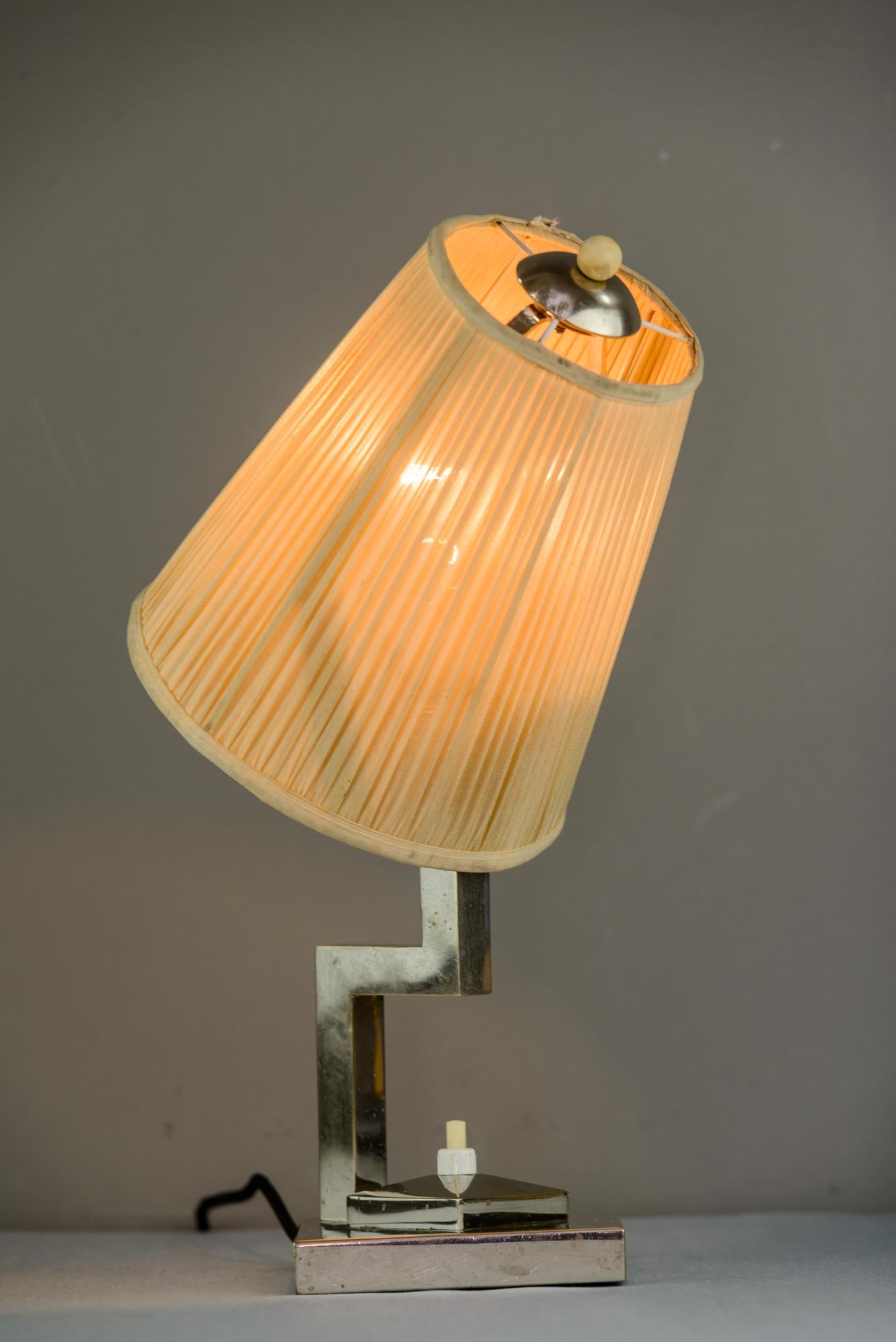 Art Deco Table Lamp Nickel-Plated with Original Shade, circa 1920s 3