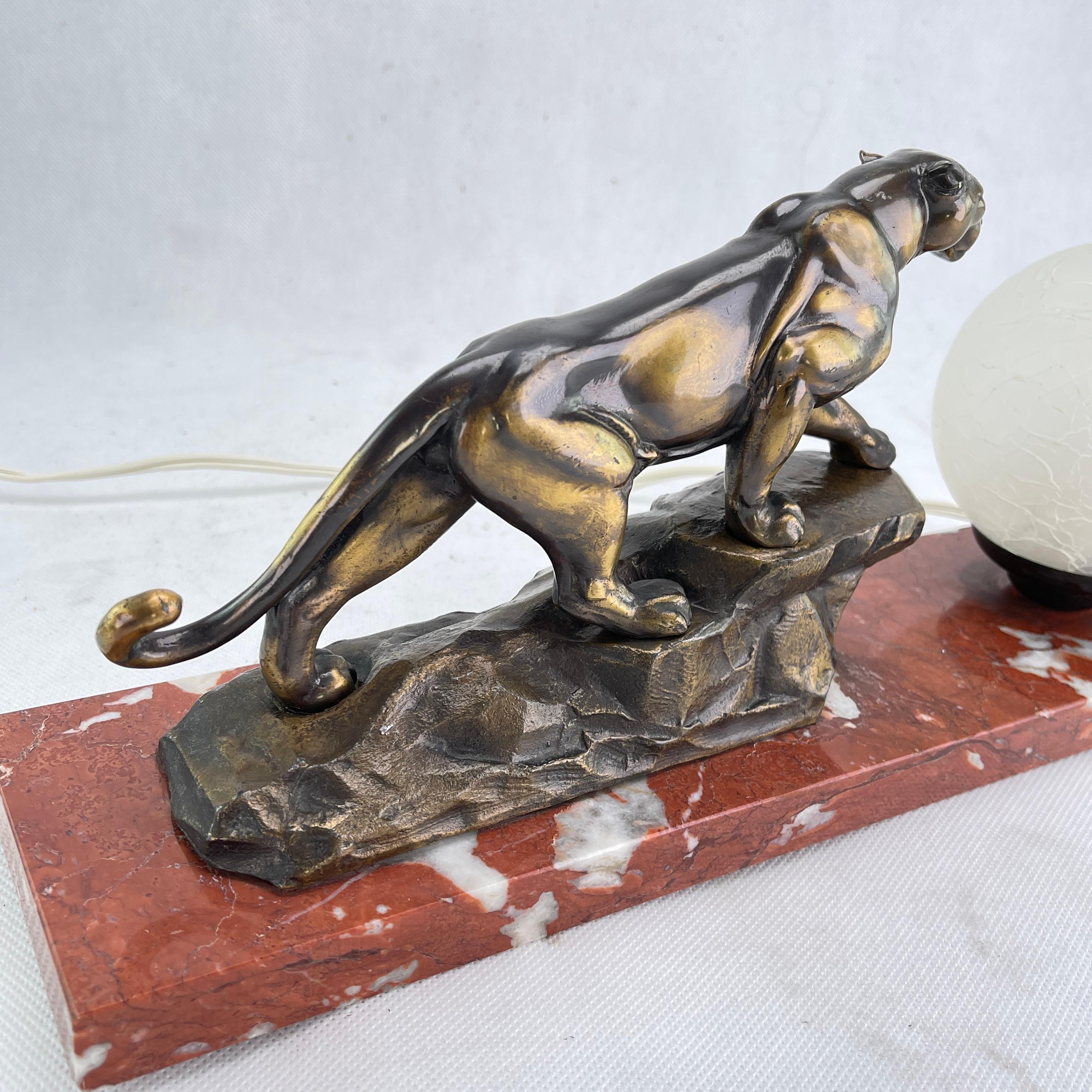 Mid-20th Century Art Deco Table Lamp Panther Sculpture, 1930s