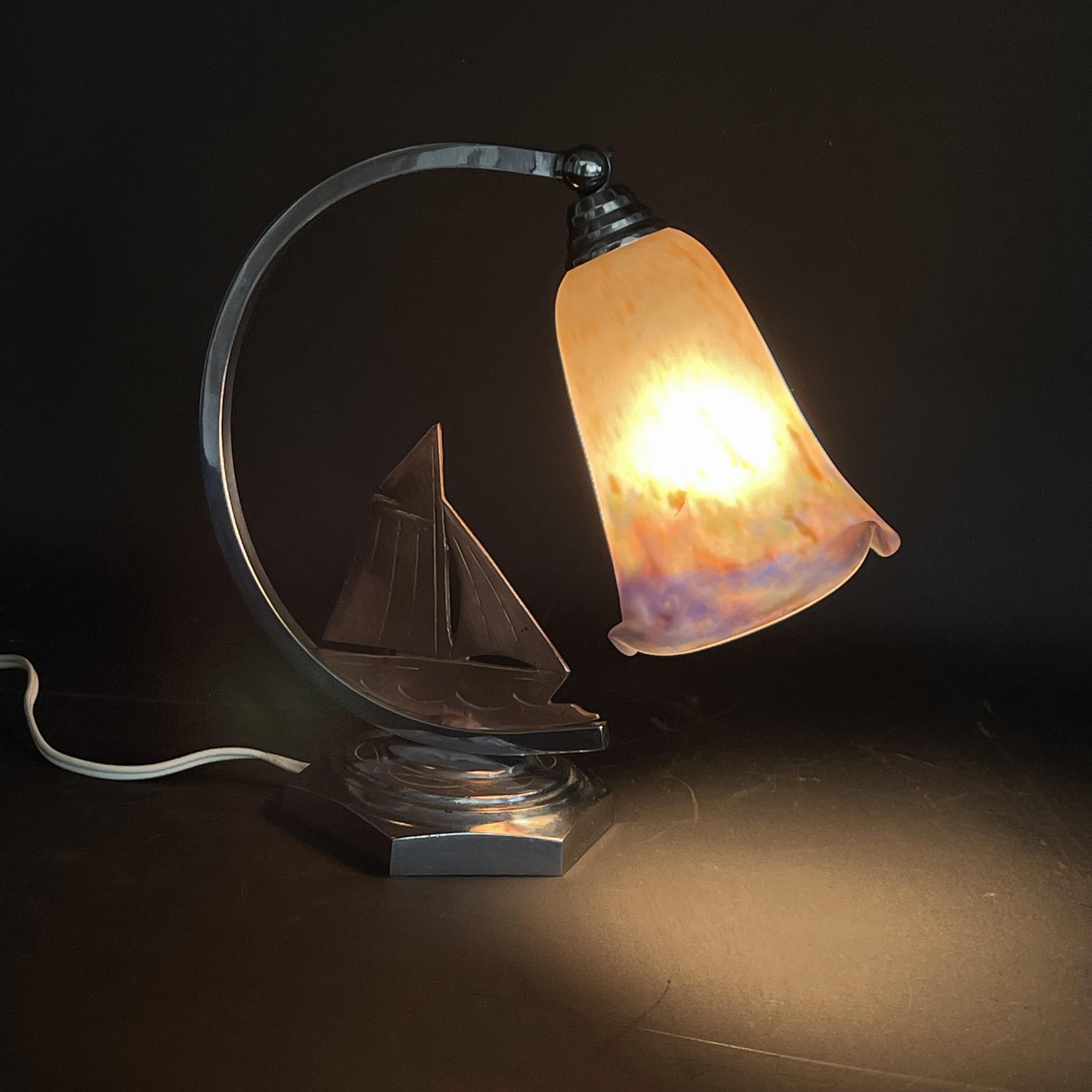 Art Deco ART DECO Table Lamp Pate de Verre sign. Muller bicolor bedside lamp, 1930s For Sale