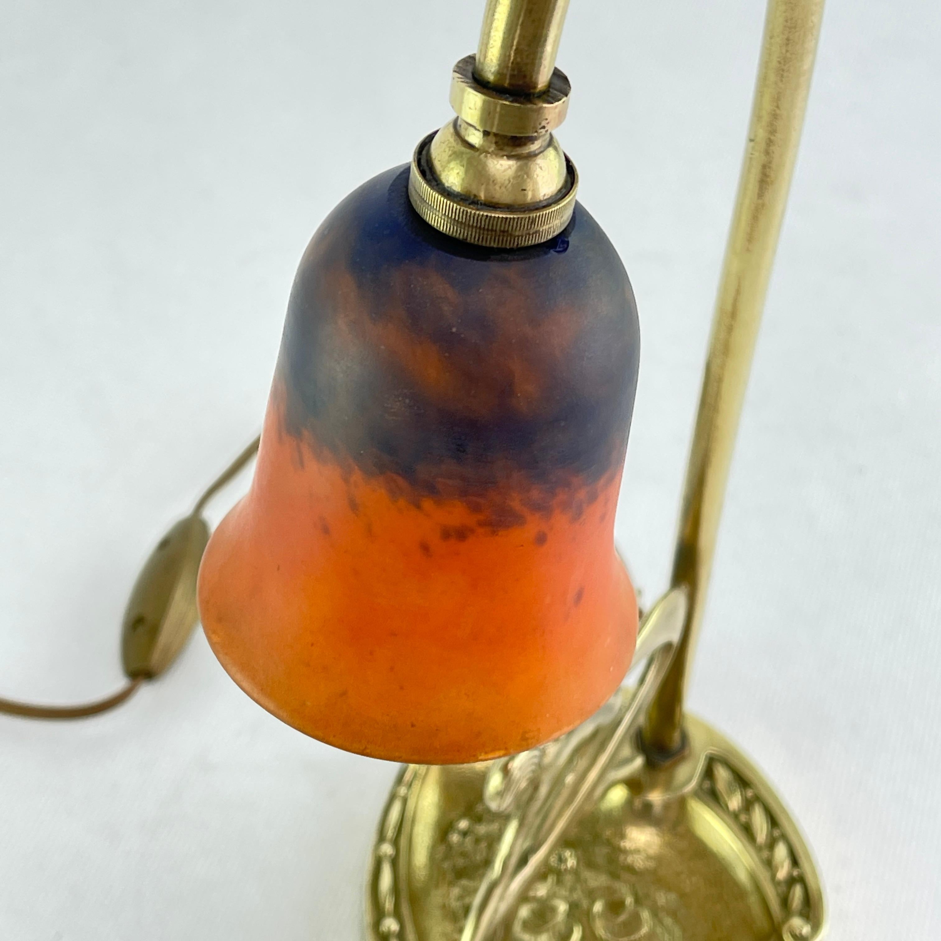Mid-20th Century Art Deco Table Lamp Pâte De Verre Signed by Schneider, Dancer, 1930s For Sale