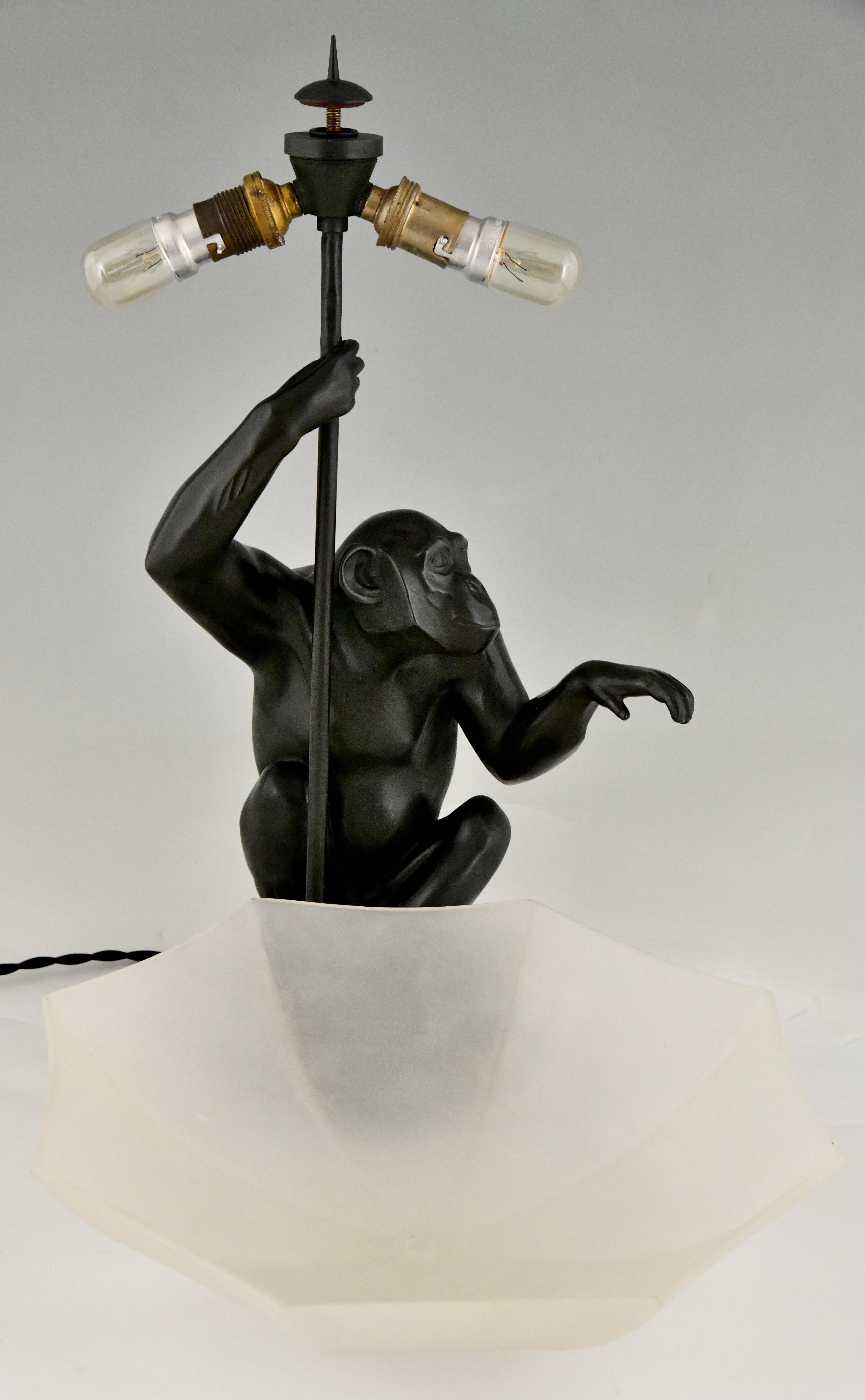 Art Deco Table Lamp PLUIE Monkey with Umbrella by Max Le Verrier, France, 1930 For Sale 4