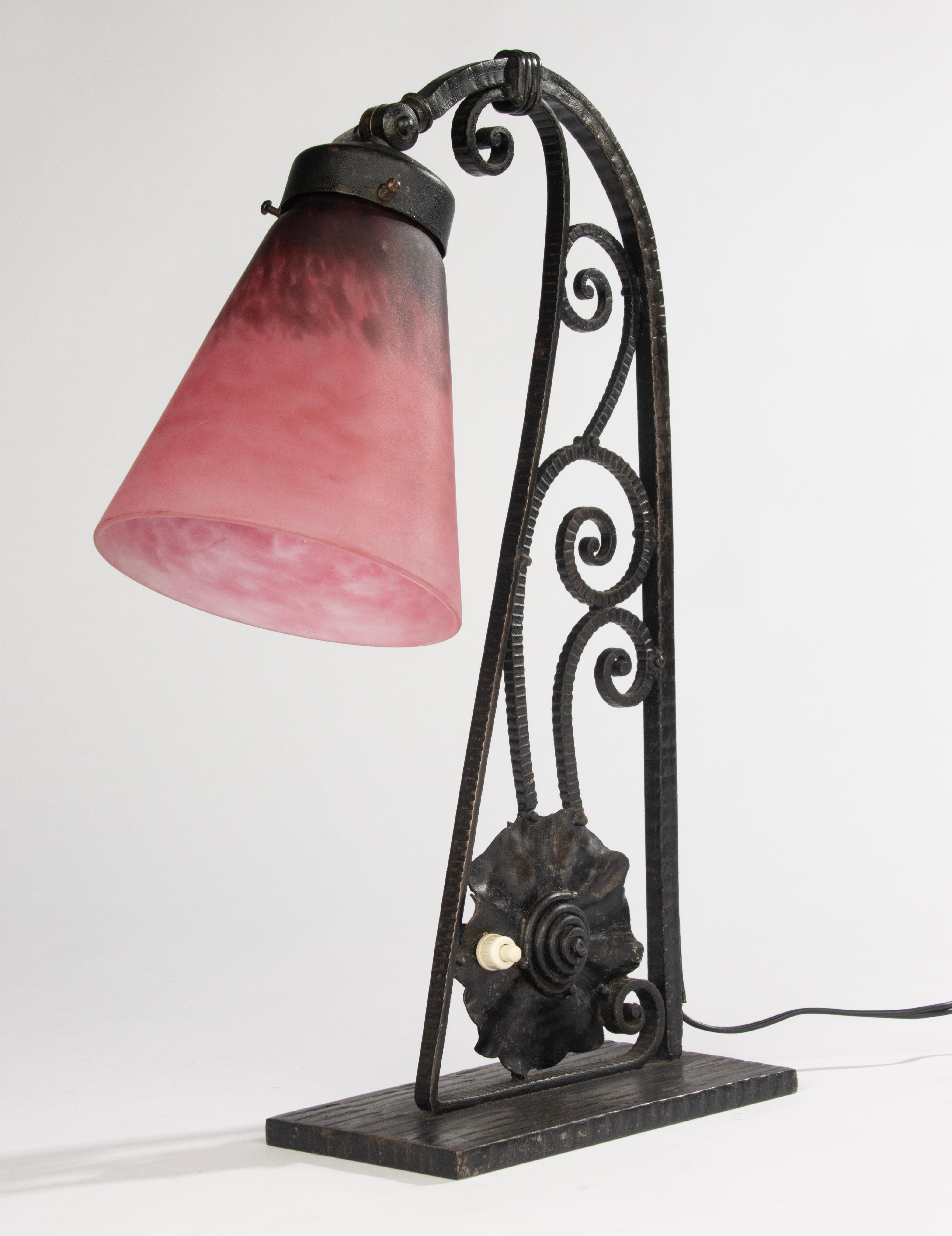 20th Century Art Deco Table Lamp  - Schneider & Carion Collaboration For Sale