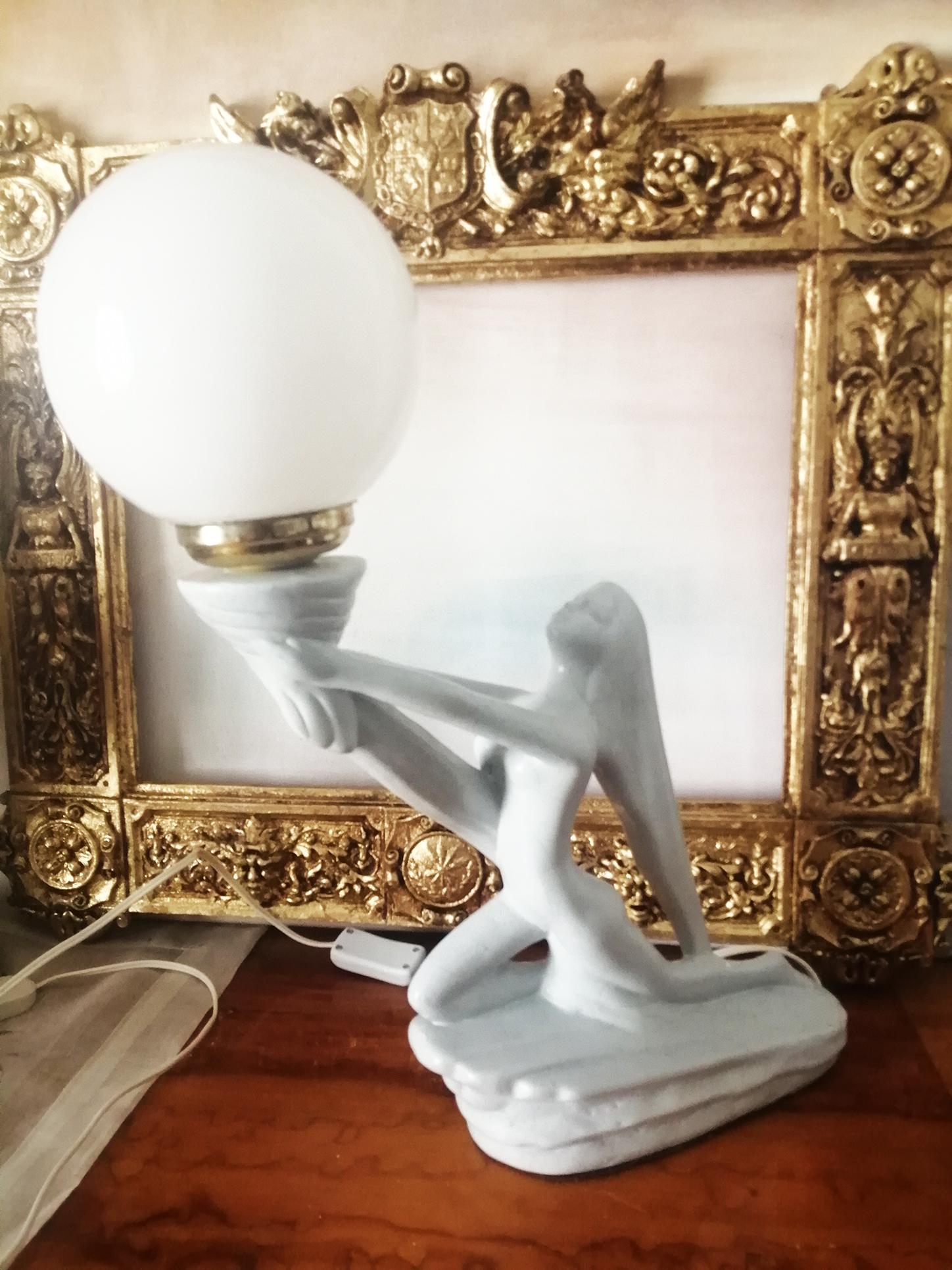 vintage porcelain lady lamp