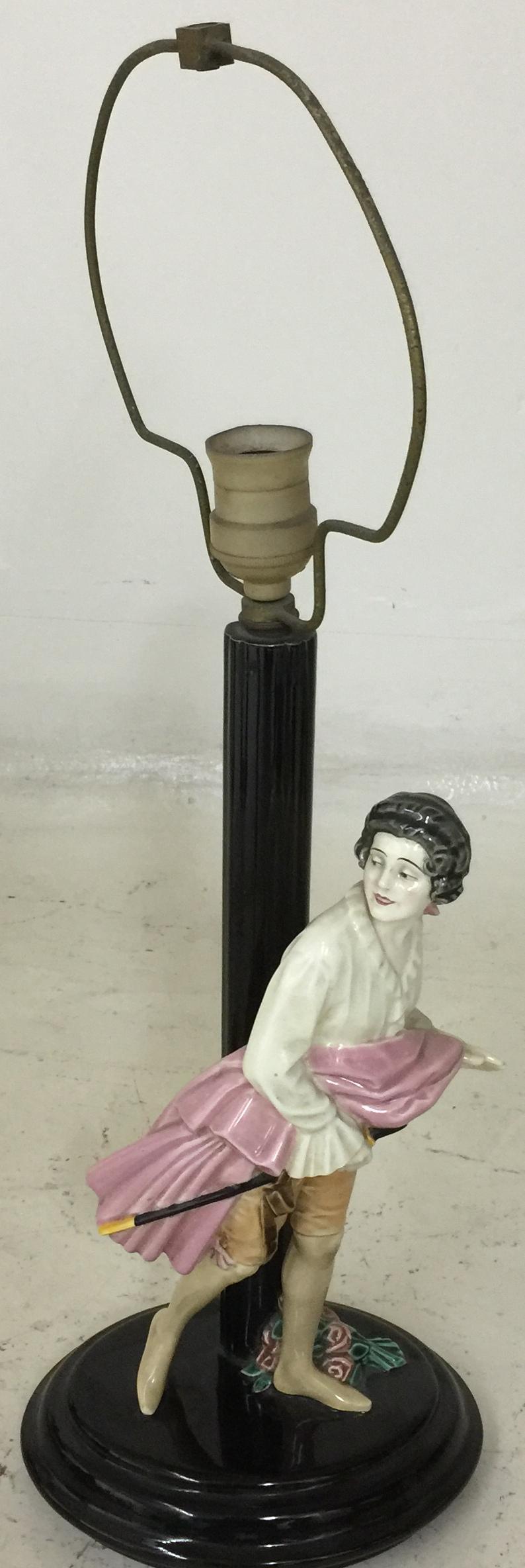 Lampe de bureau Art déco, Sing : Fabriquée en Autriche « Keramos ».  1920 en céramique en vente 7