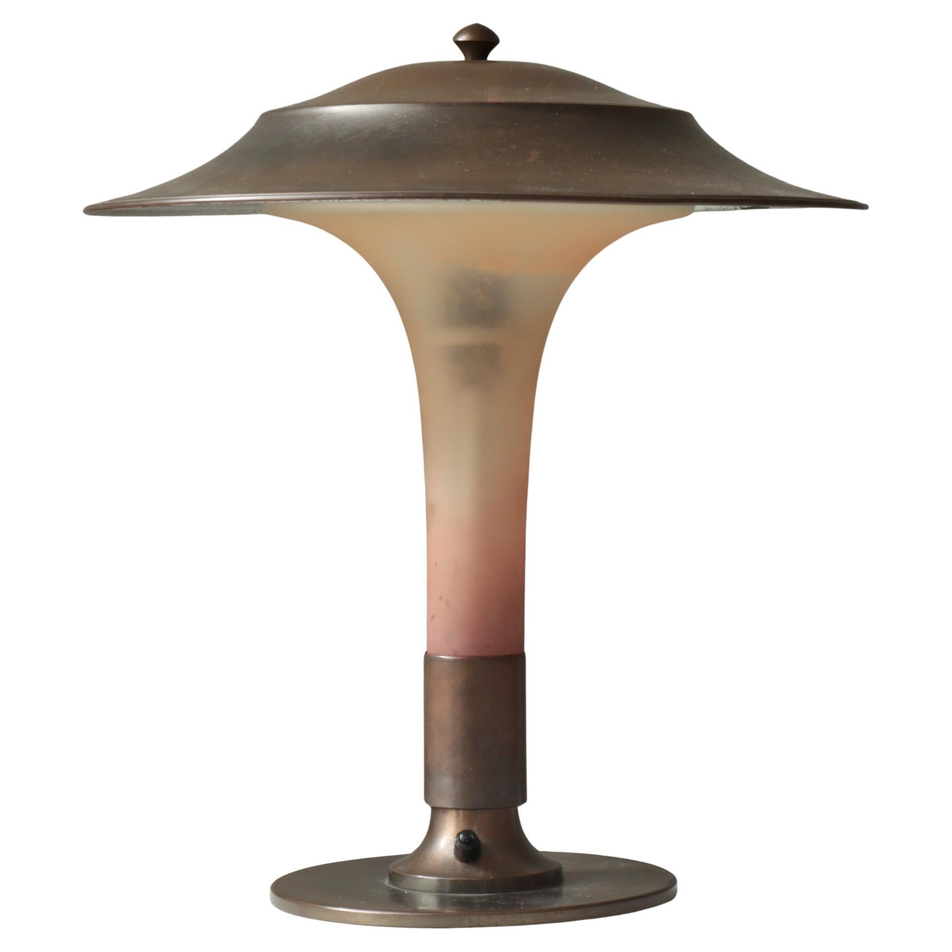 Lampe de table Art déco "Torch" en laiton et verre par Fog & Mørup, Danemark, années 1930 en vente