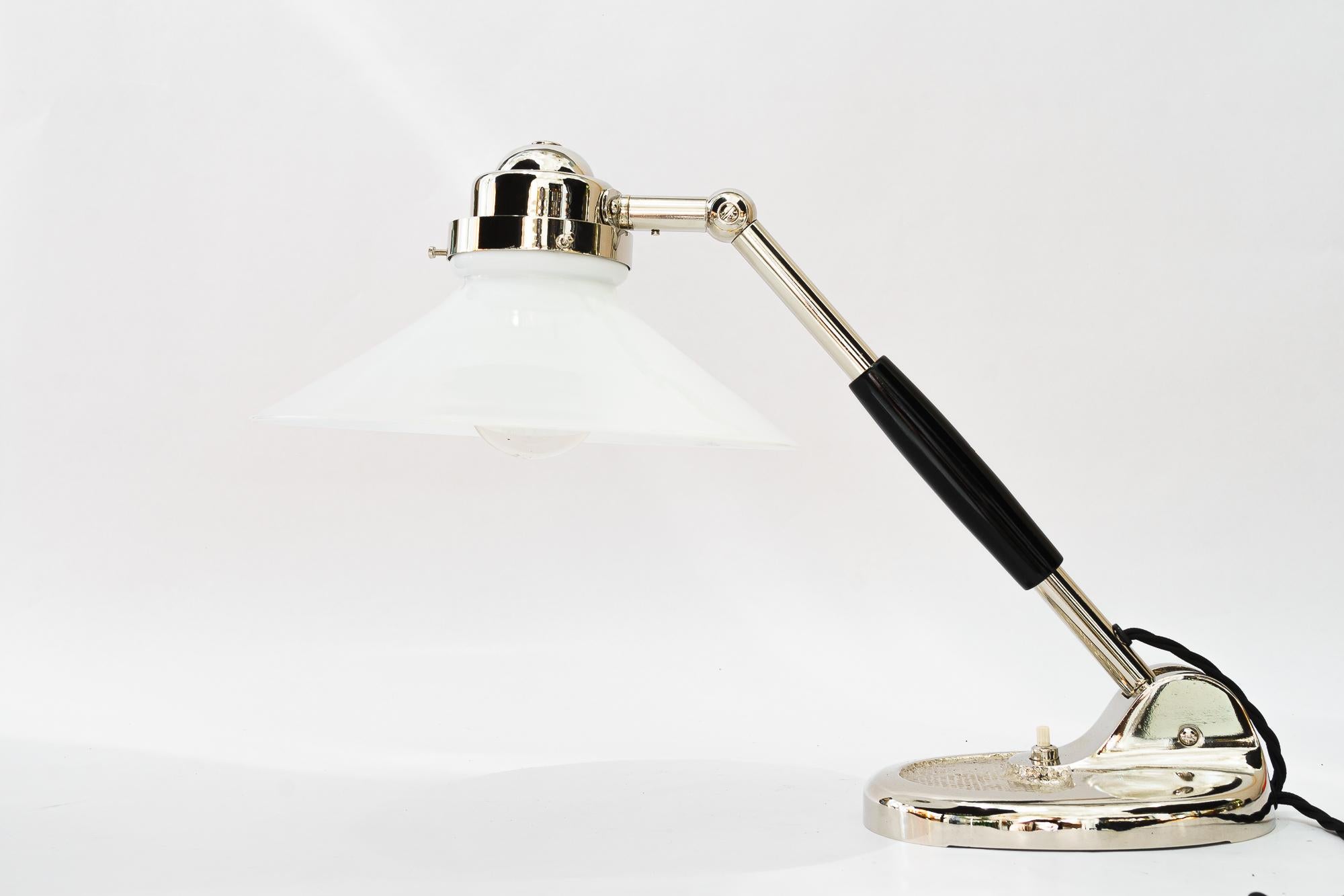 Art Deco Table lamp vienna around 1920s In Good Condition For Sale In Wien, AT
